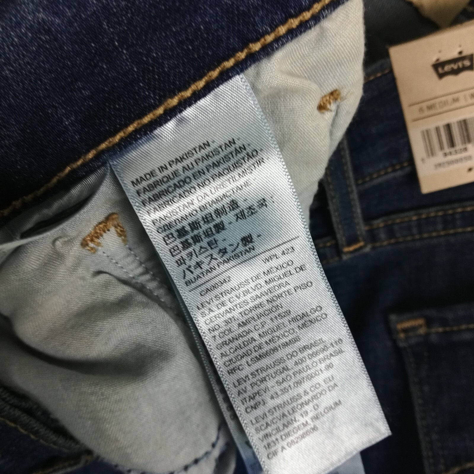 Levi’s Womens Jeans Classic Straight Leg Denim Blue Mid Rise Hypersoft 6