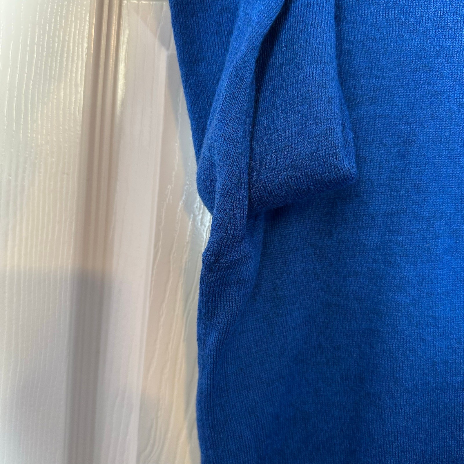Express Men’s V-Neck Merino Wool Blend Long Sleeve Sweater Size XL Blue Office