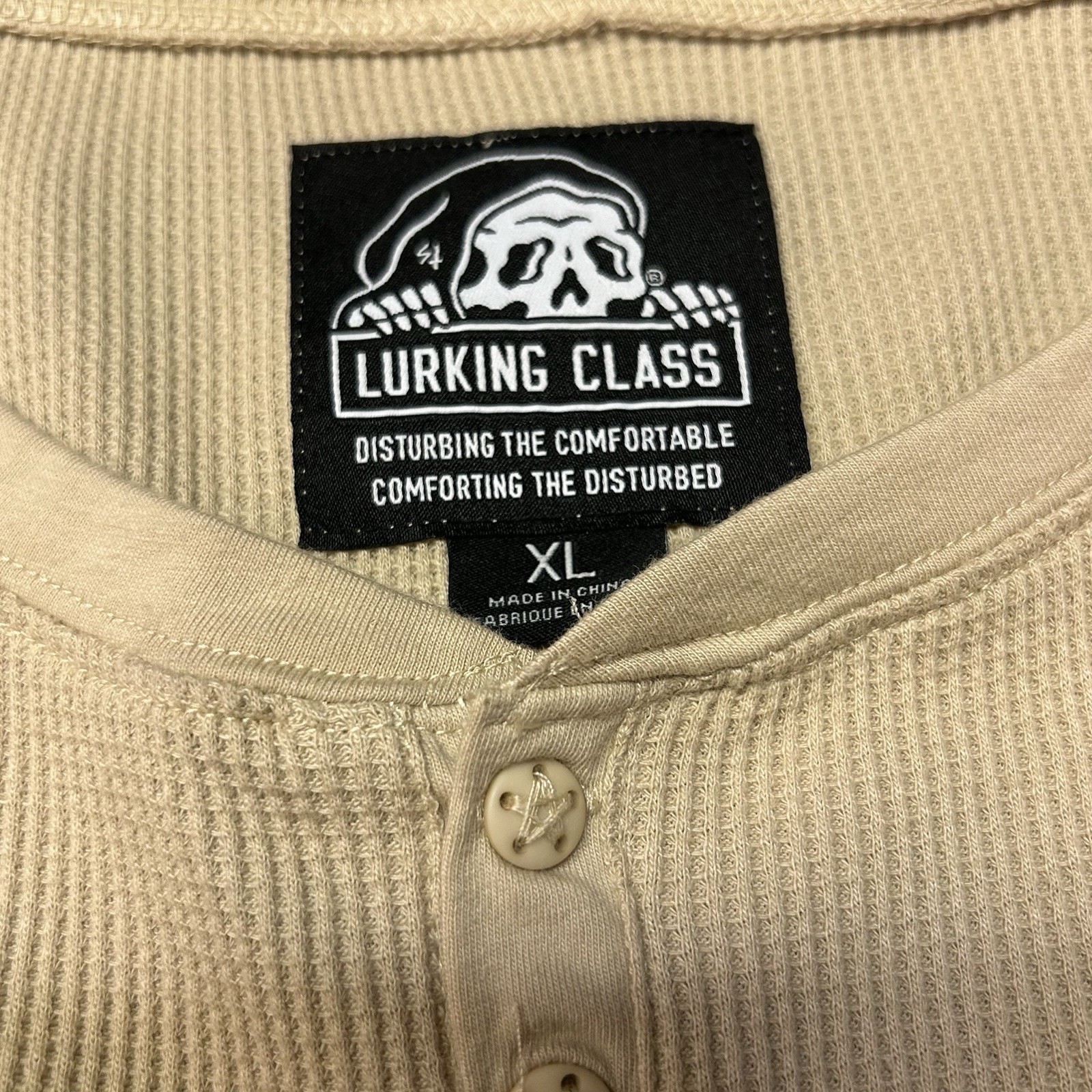 Lurking Class by Sketch XL Tank Old English Cream Thermal Long Sleeve Crop Top