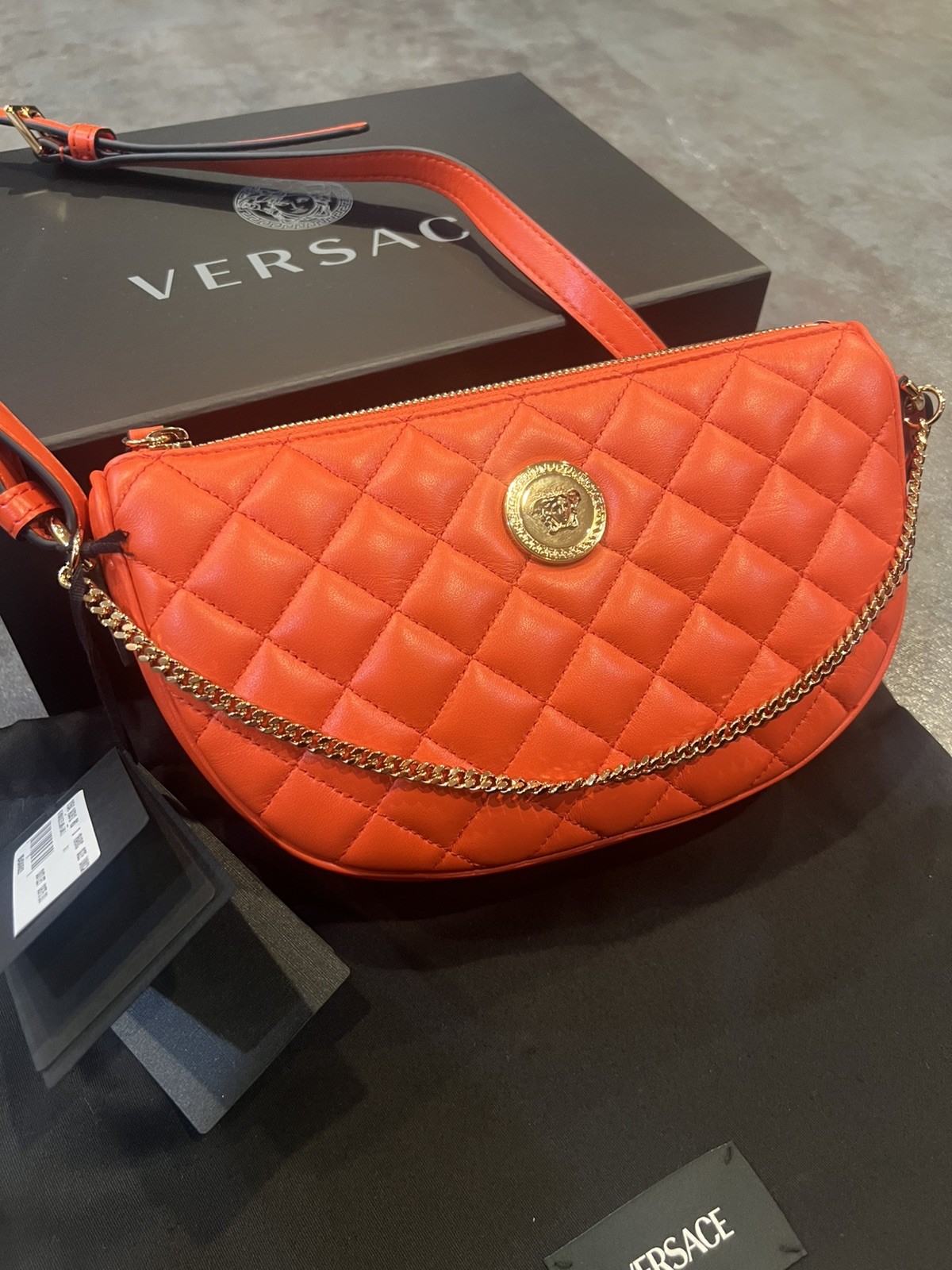 NWT Versace Half Moon Bag + Metal Coral Gold $ 1875 Retail Hot Deal
