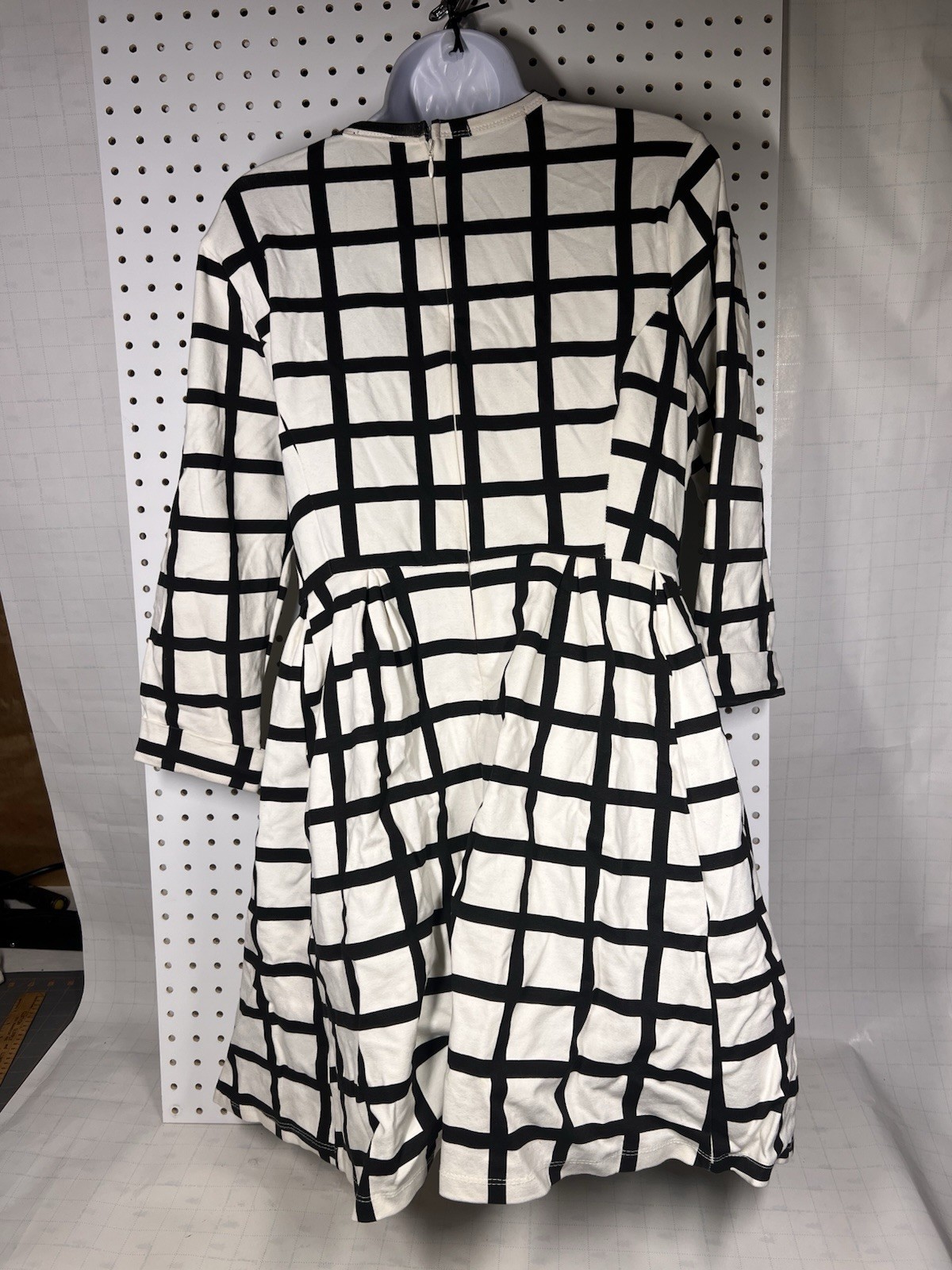 K by Kersh White & Black Windowpane Grid Striped 3/4 Sleeve Knit Dress