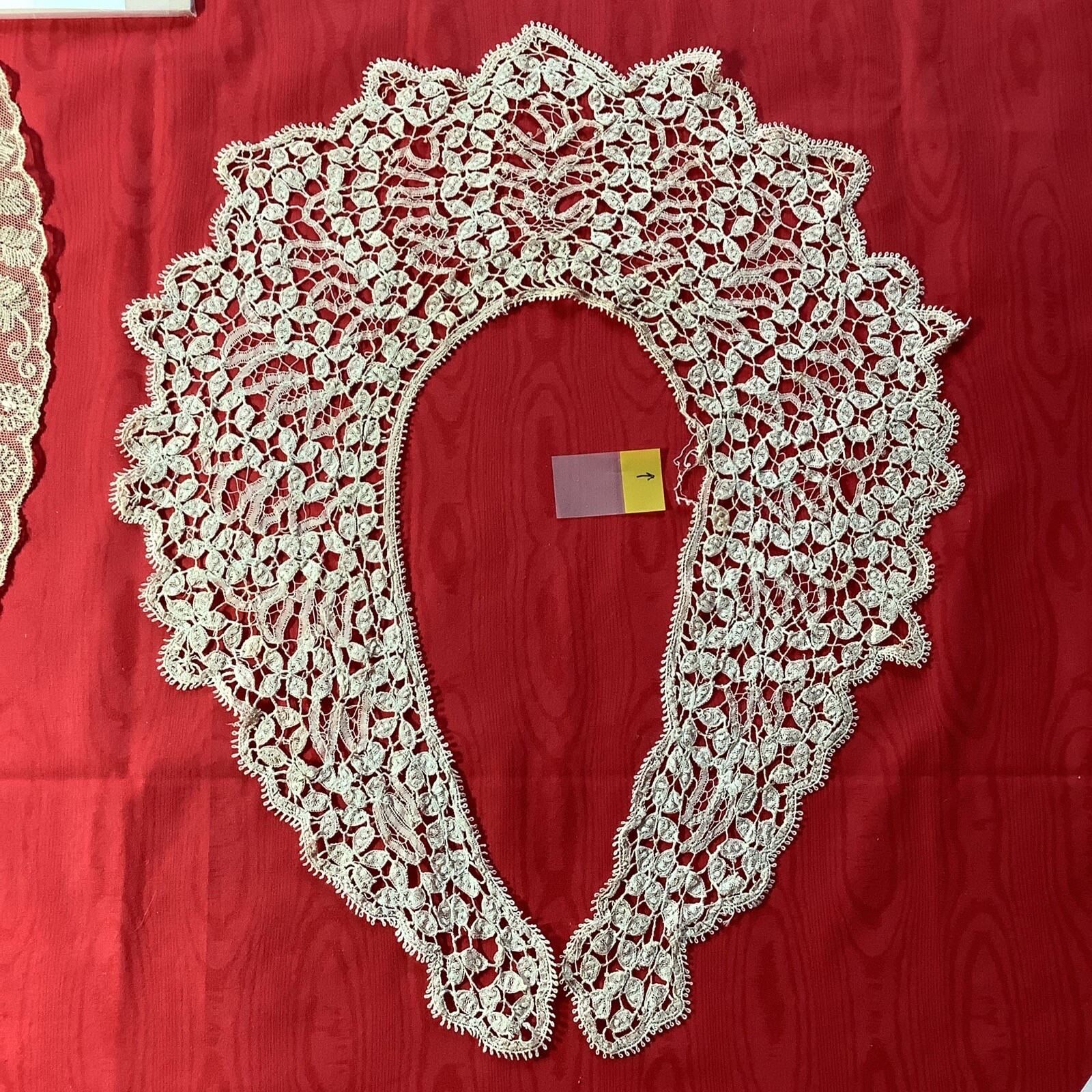 Antique Crochet/Tatted Collar in ECRU