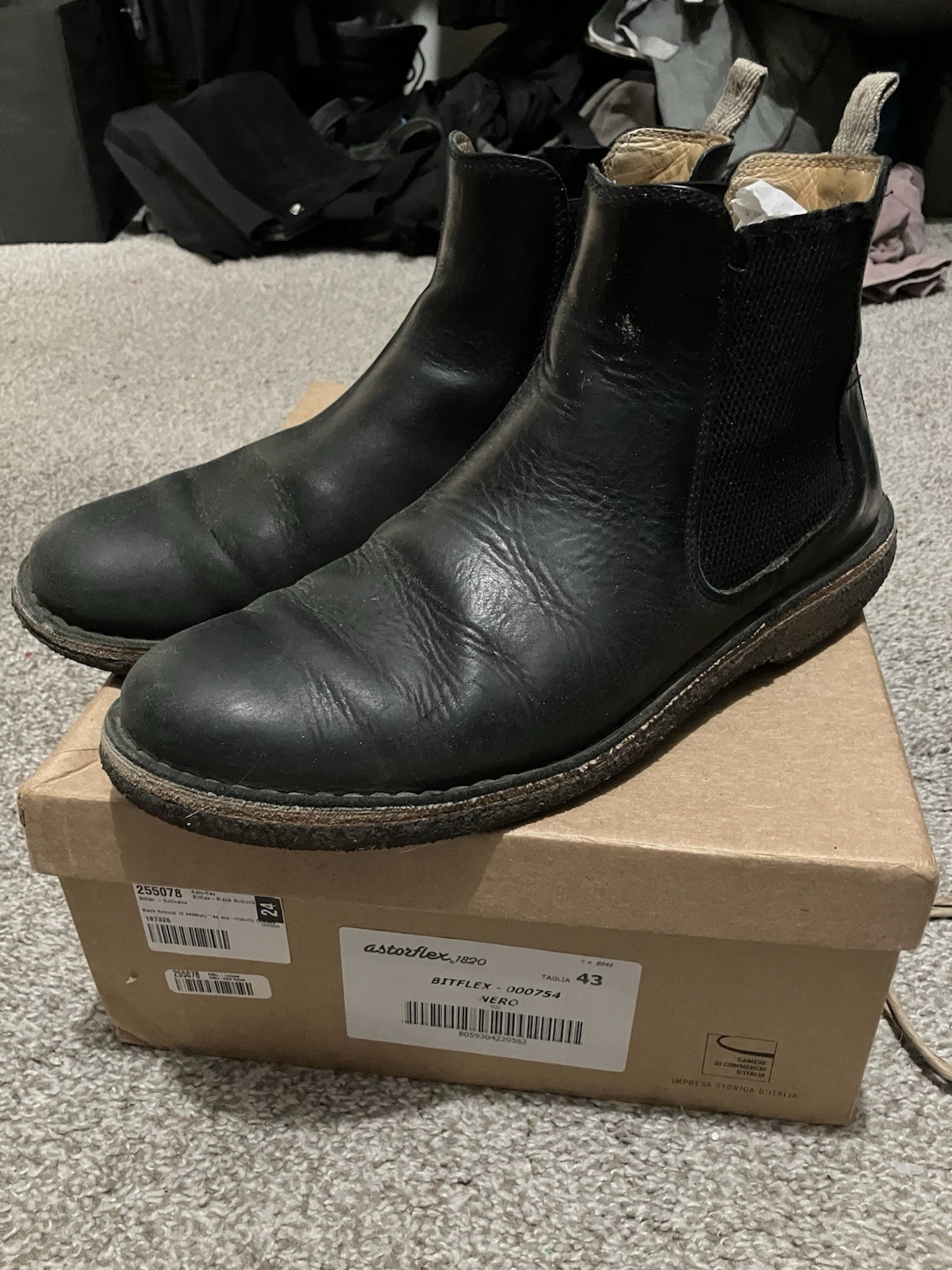 Huckberry Astorflex Bitflex Black Leather Chelsea Boots Sz 43 Fit US 10.5