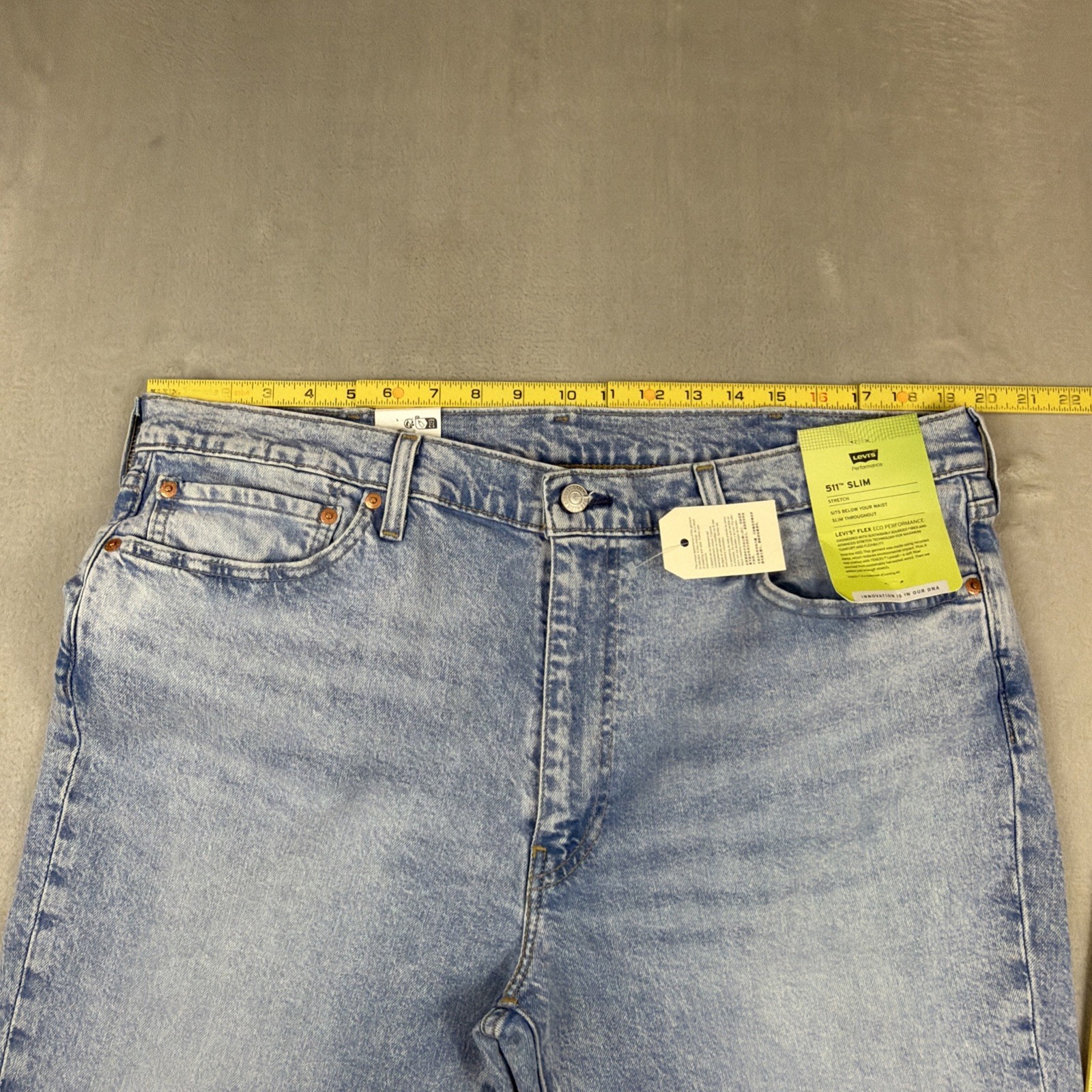 Levi’s Performance 511 Jeans Men’s 40×30 Slim Fit Blue Denim Stretch Light Wash