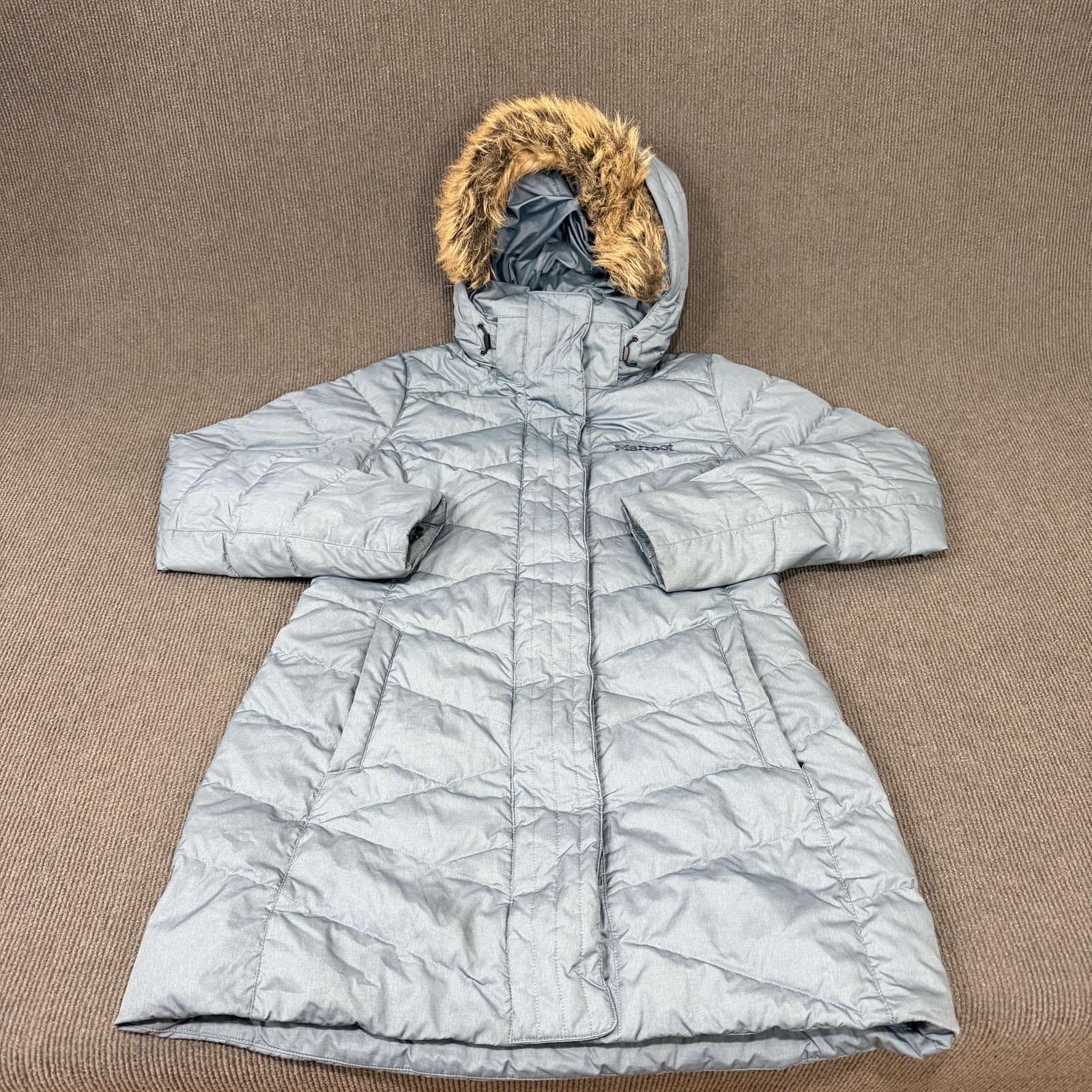 Marmot Coat Womens Medium Gray 700 Fill Down Hooded Fur Trim Quilted Parka