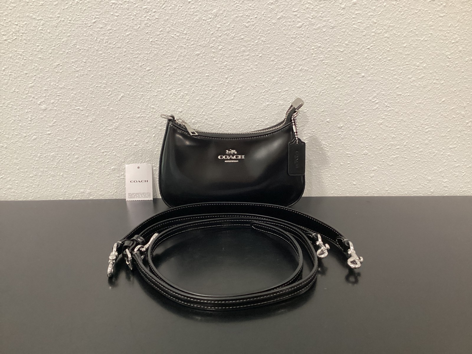 Coach Teri Mini CW310 Black 7.75″ x 4.75″ x 2.25″ Spazzolato Leather 2 Straps