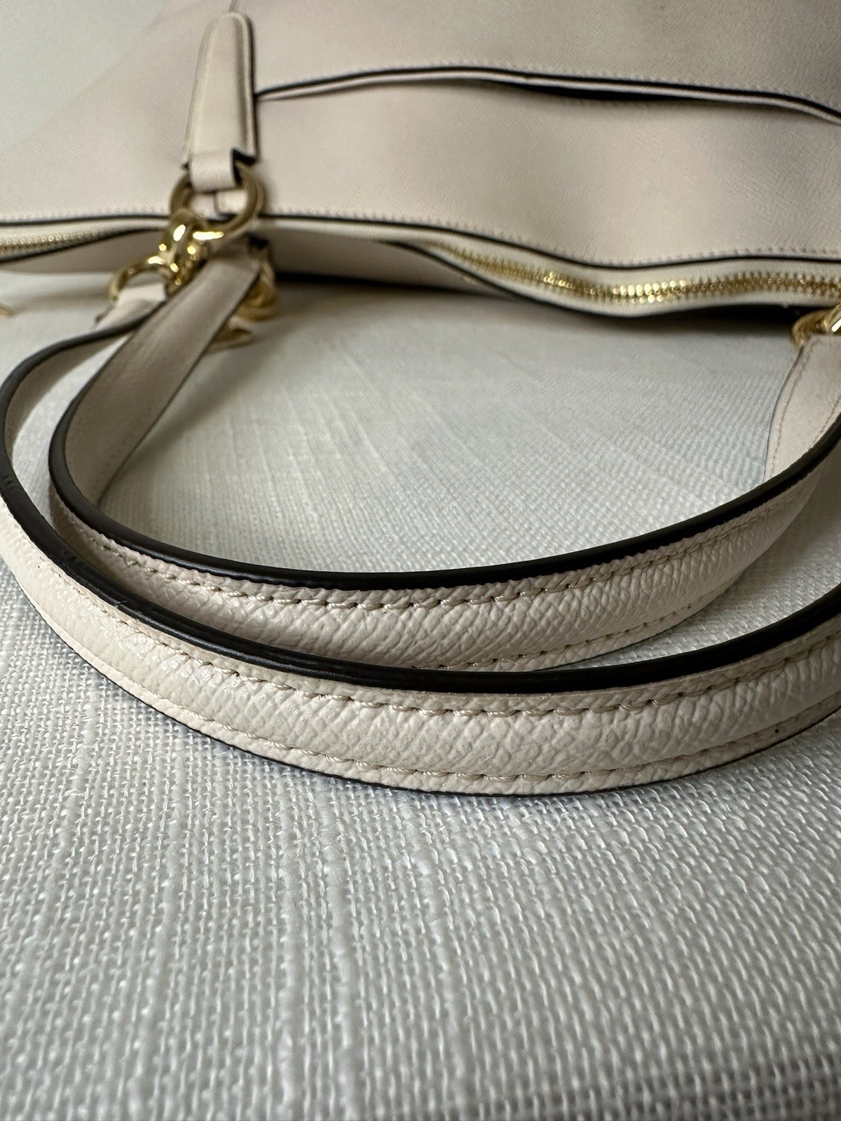 Coach City Zip Tote Chalk Crossgrain Leather Shoulder Bag Gold Hardware