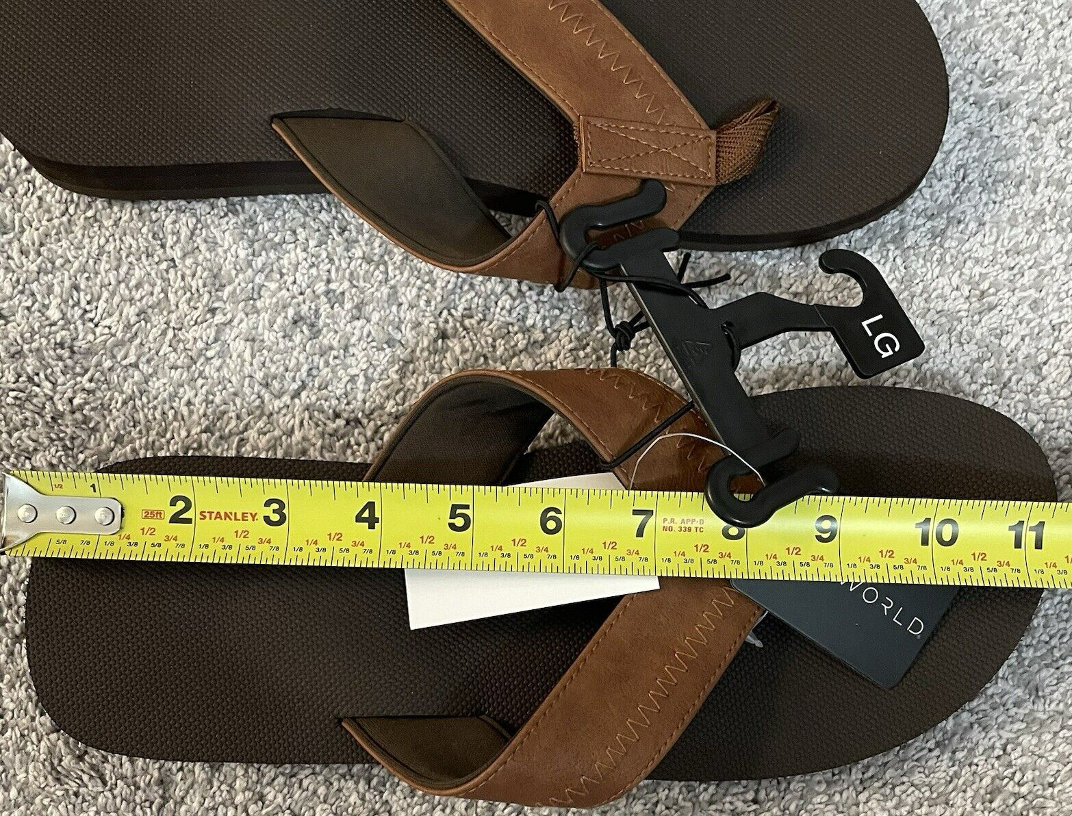 New Bioworld Men’s Size LG Brown Man Made Materials Flip Flops