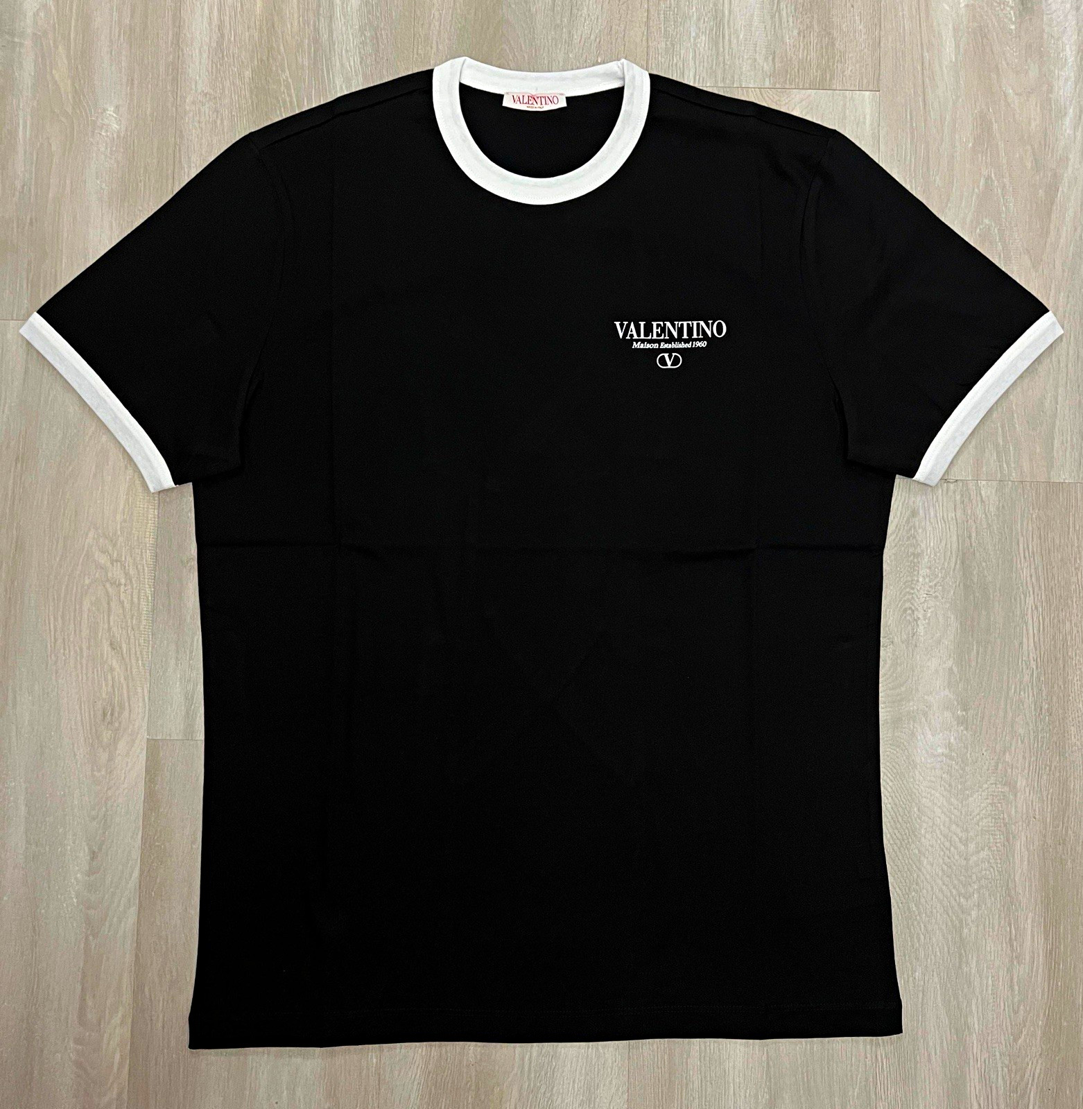 Valentino Garavani Black Ringer T-Shirt Logo Crew Neck Men’s Size Large