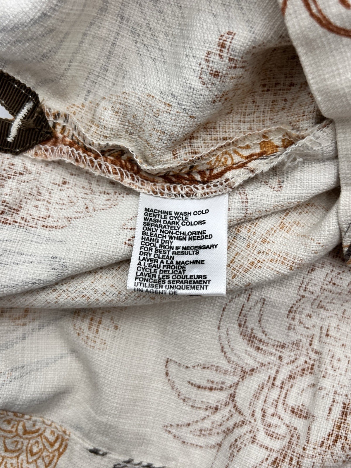 Tommy Bahama Shirt Men’s Medium Beige Floral Pineapple Silk Tropical Hawaiian