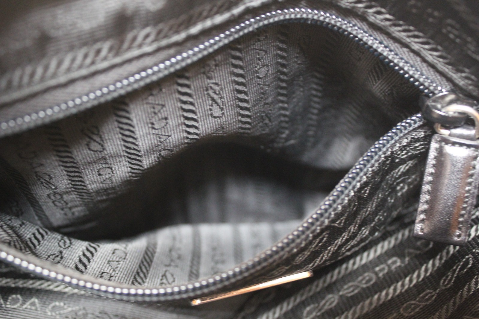 PRADA Milano Black Neoprene Hand Bag Shoulder Tote Bag Padlock System Italy