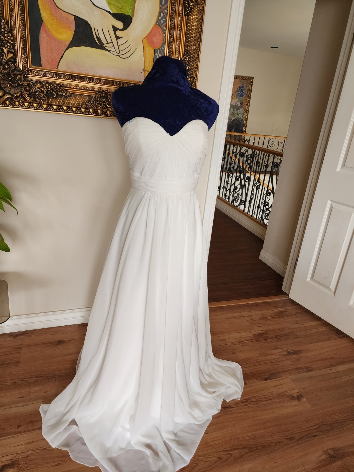 classic wedding dress – brand new dress size 16