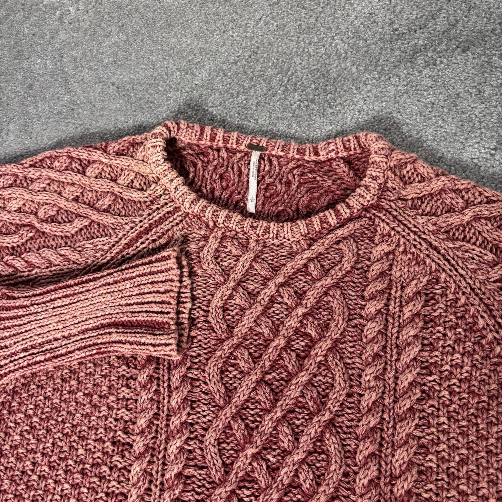 Free People Sweater Womens L Rose Pink Chunky Cable Knit Heavyweight Raglan