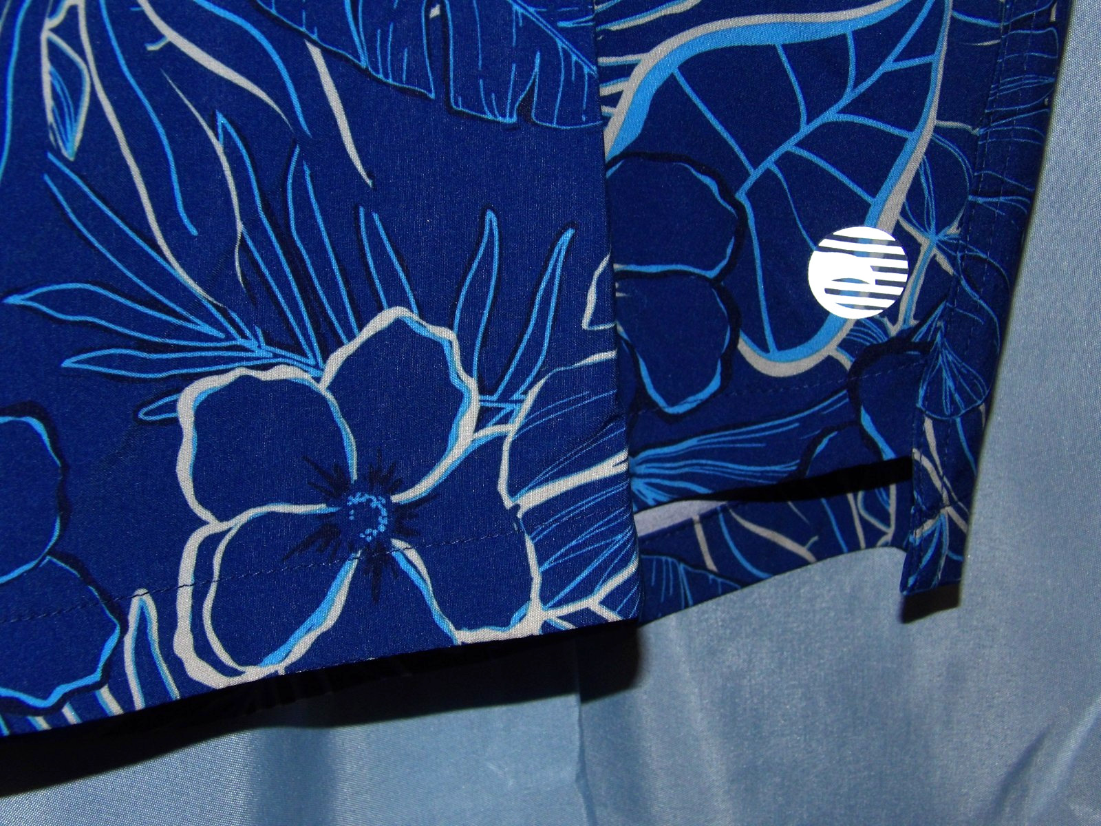 Laguna Blue Tropical Floral Theme Lined Swim Trunks Shorts Men’s Size XL NWT