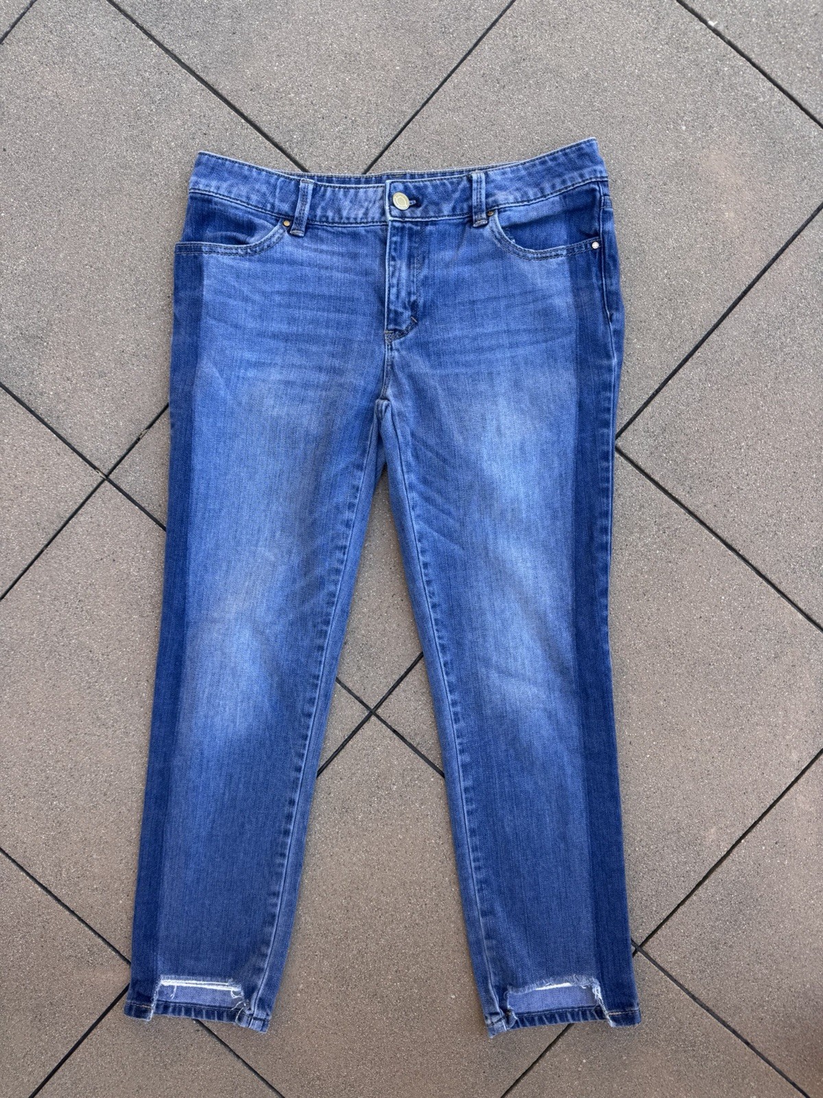 White House Black Market The Straight Two Tone Stripe Step Hem Jeans Size 4 Blue