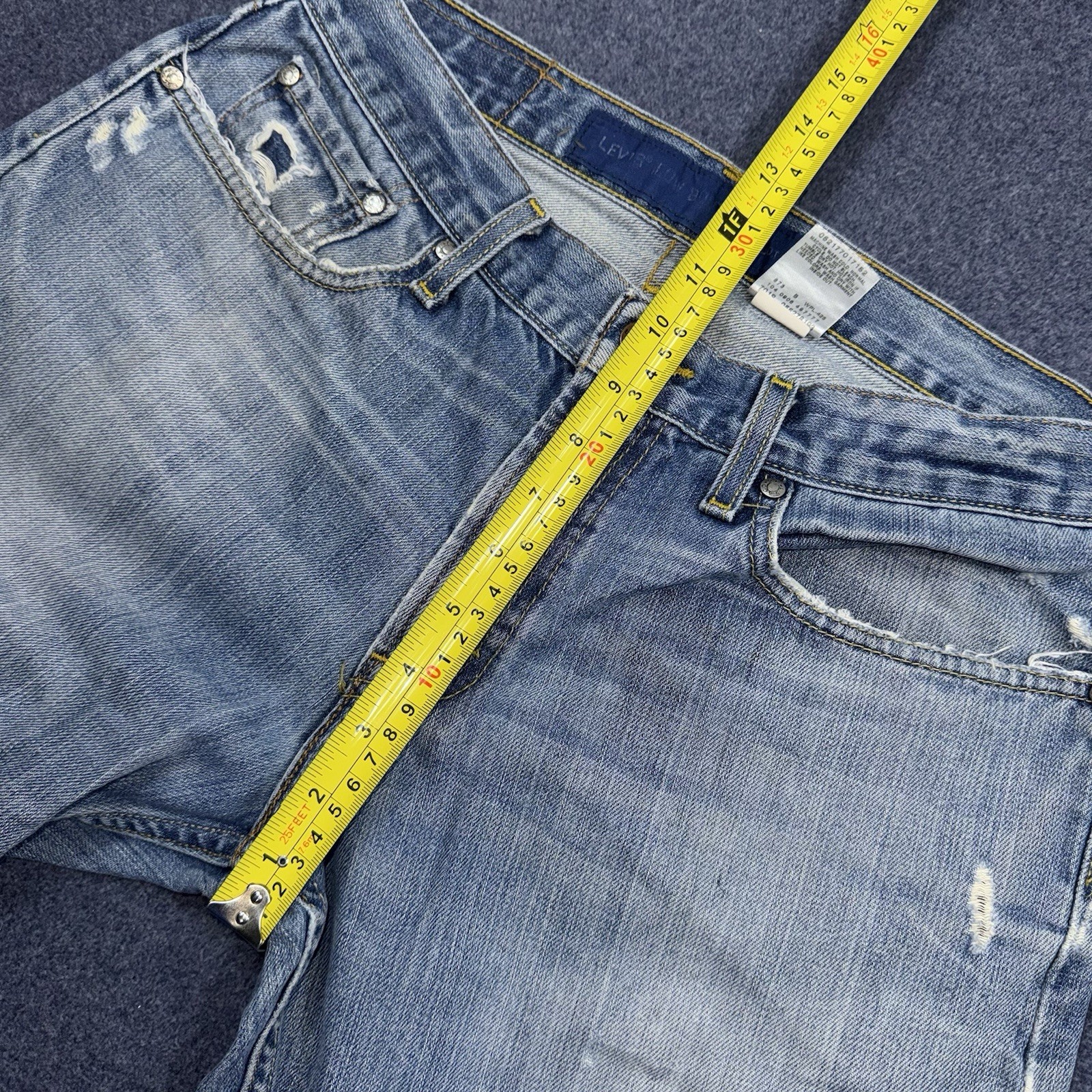 Y2K Vintage Distressed Levi’s 527 Low Boot Cut Men’s Jeans Medium Wash 32×34