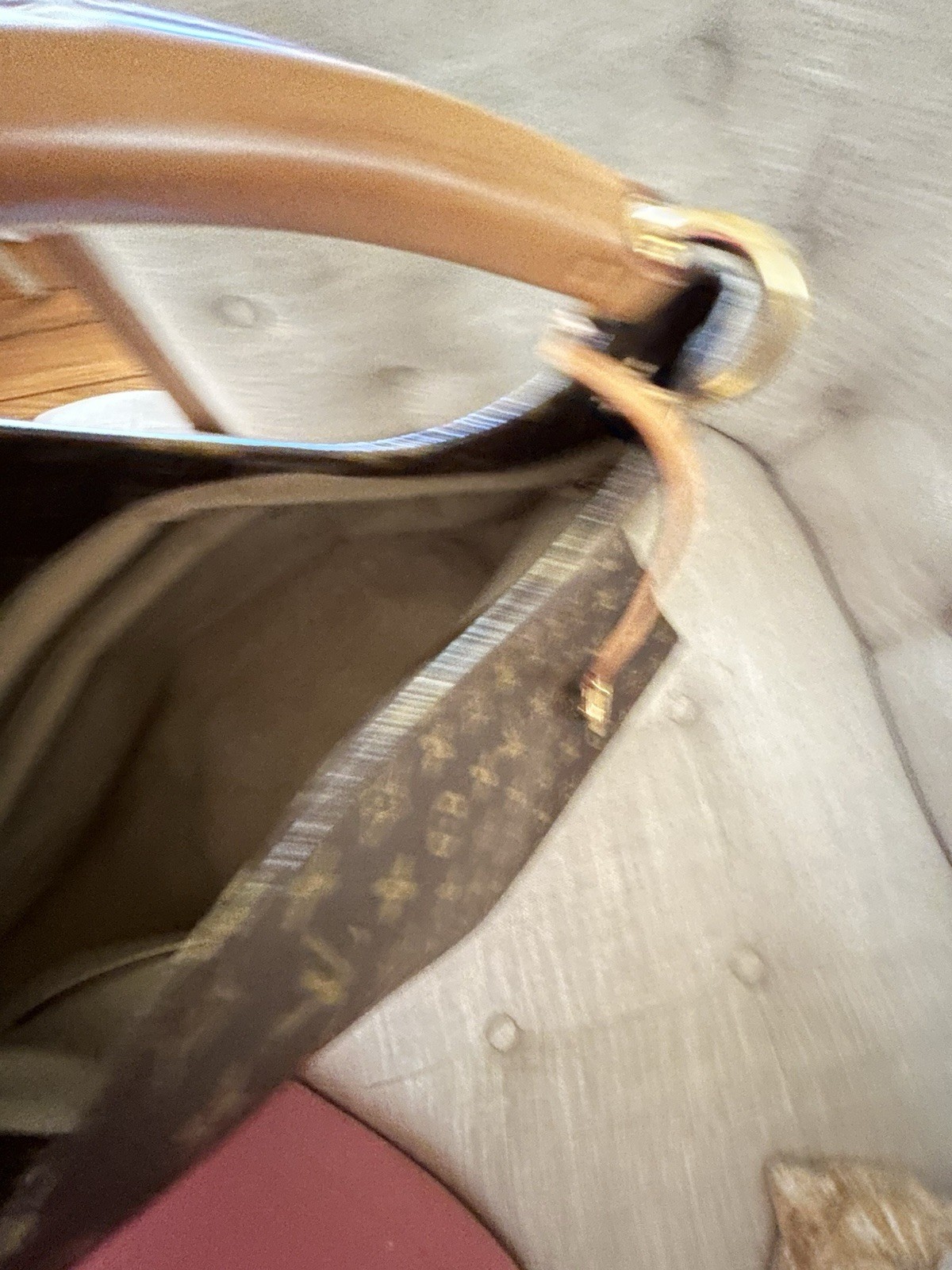 Louis Vuitton Artsy Monogram Canvas MM Shoulder Bag, Authentic Excellent