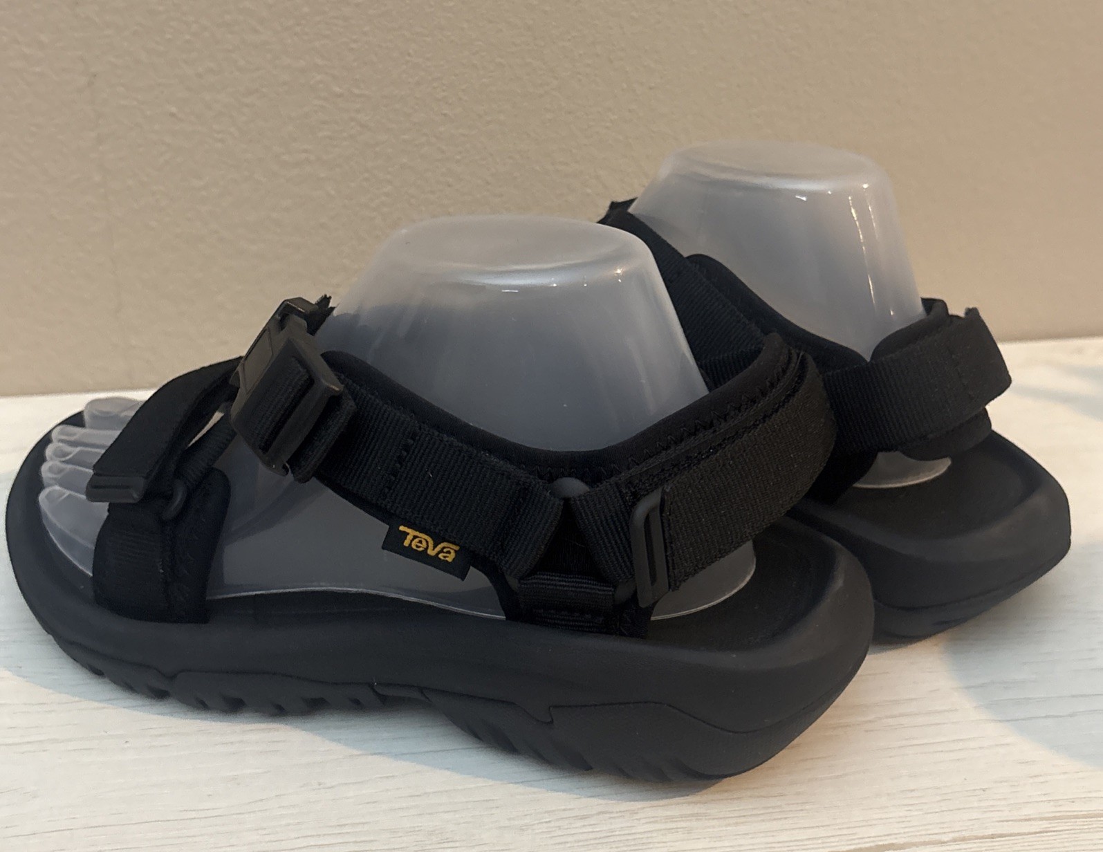 Teva Women’s Hurricane Verge Black Sandals Hiking Outdoor Sz 8 NEW