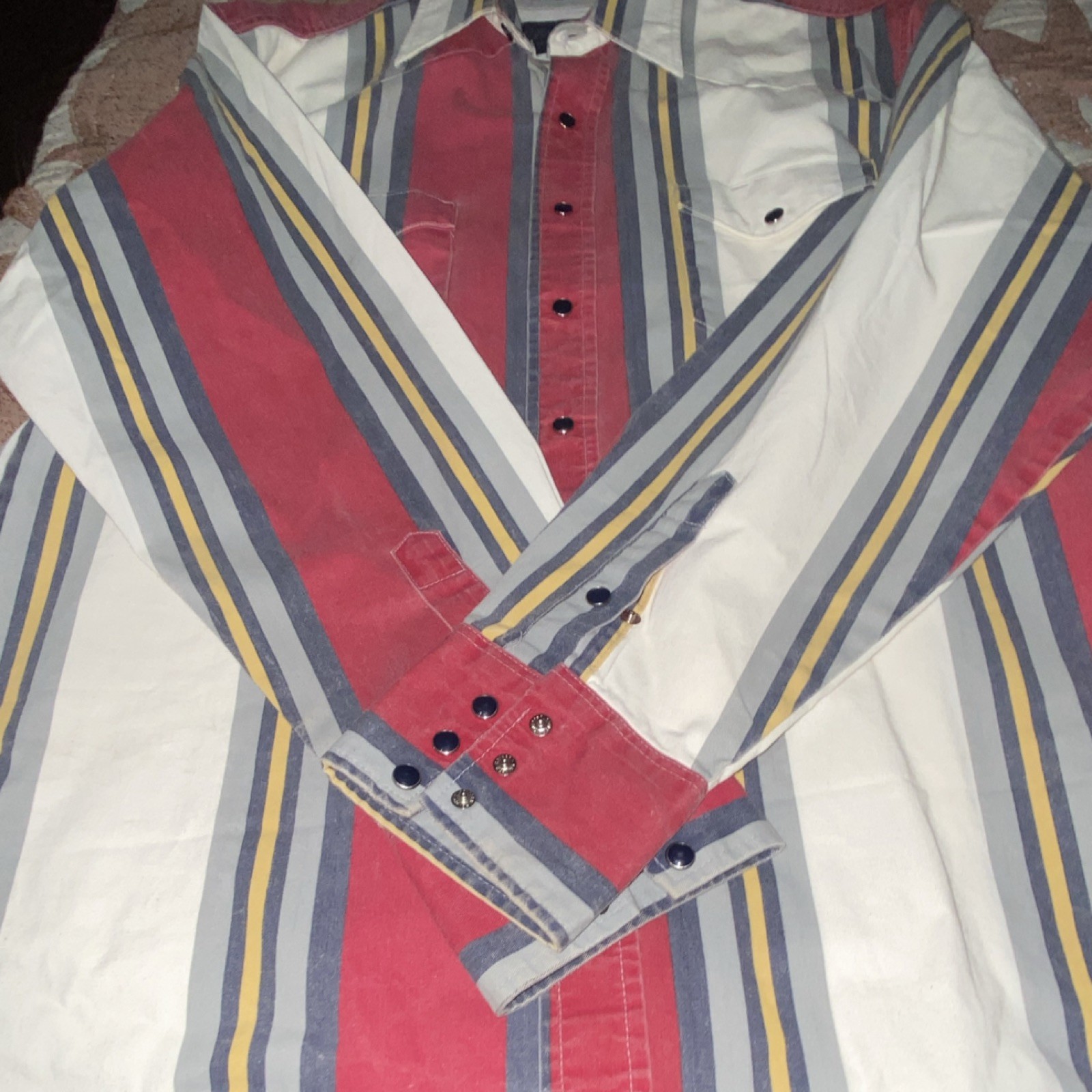 Wrangler X-Long Tails Men’s Striped Multicolor Button-Up Shirt 16 1/2-35