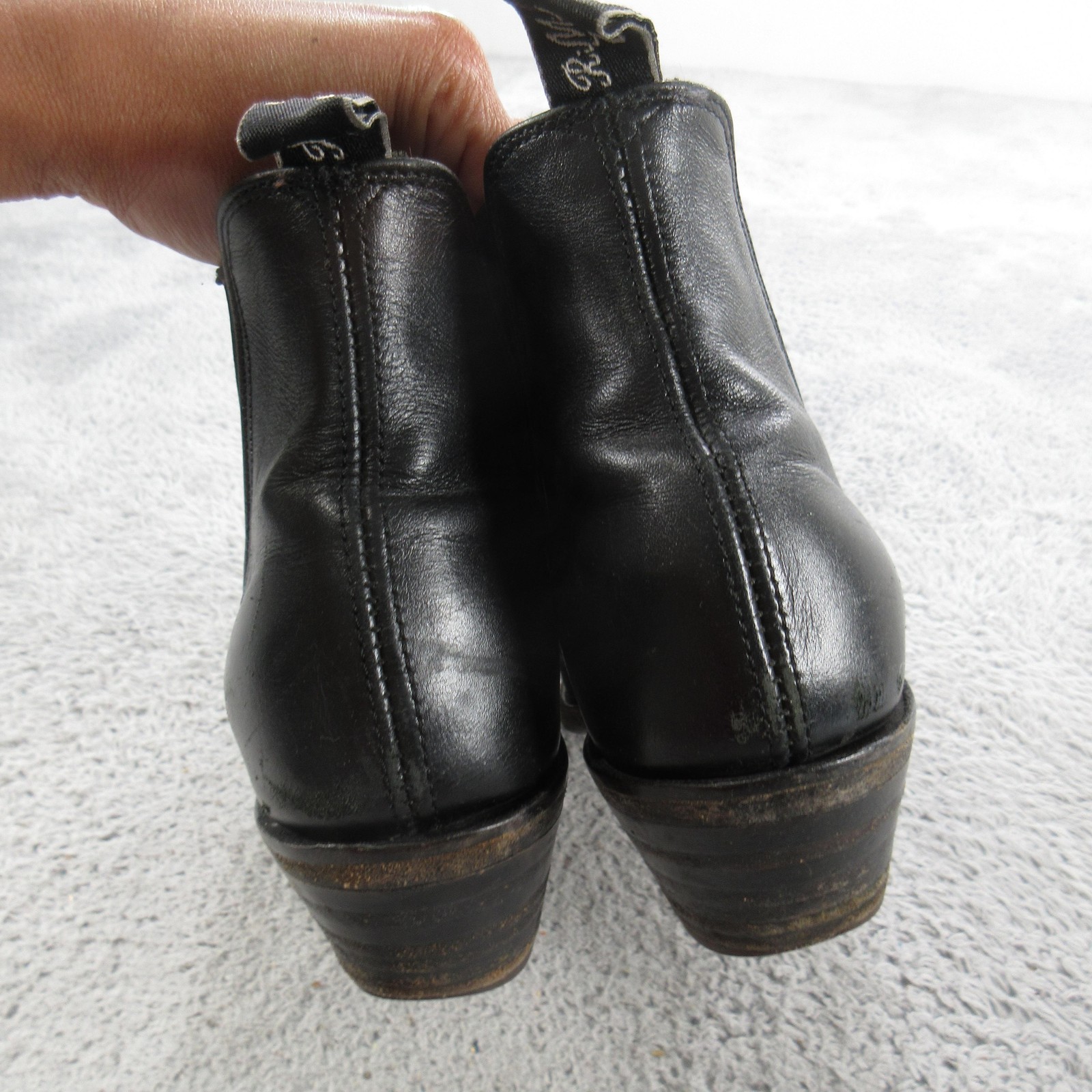 R.M. Williams Chelsea Boots Mens Size 9.5 Black Leather Pull On Ankle Casual