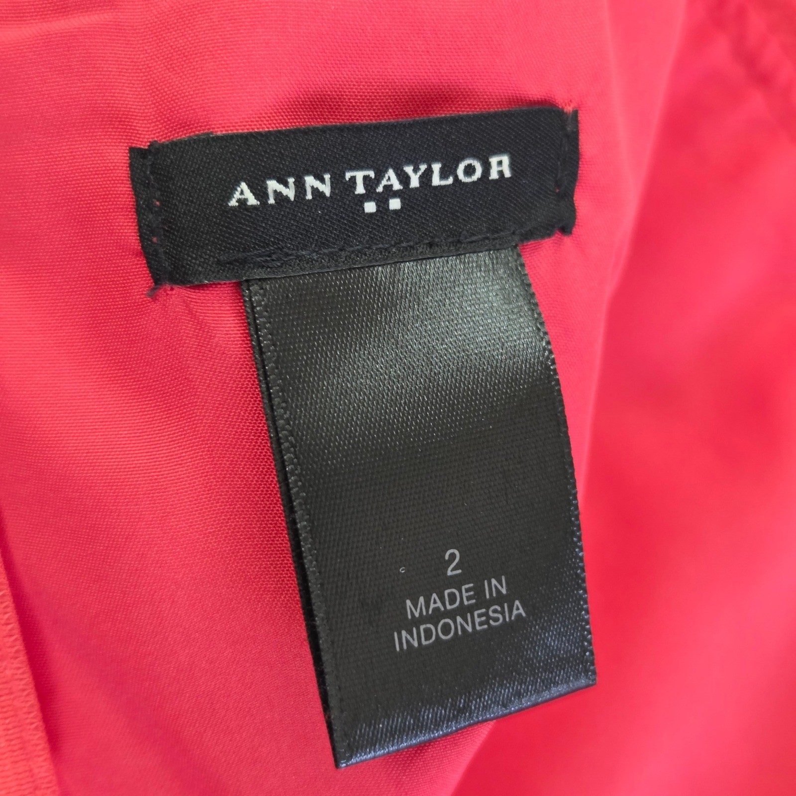 Ann Taylor Pencil Skirt Womens 2 Red Tonal Jacquard Striped Cotton Blend Lined