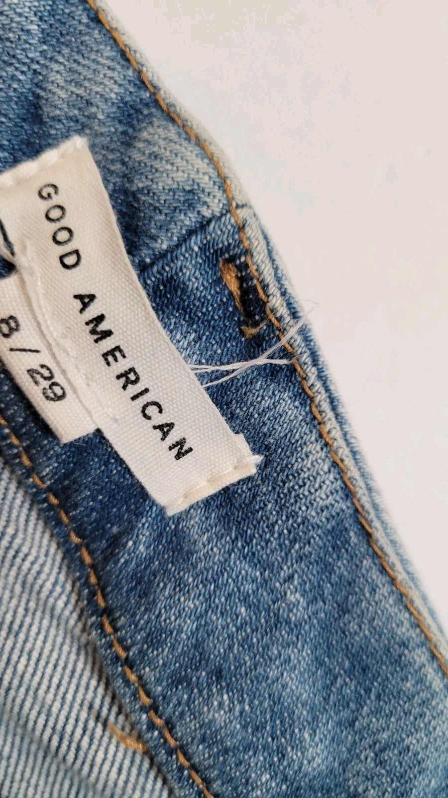 Good American Size 8 / 29 Shredded Split Back Pocket Distressed Jeans Raw Hem