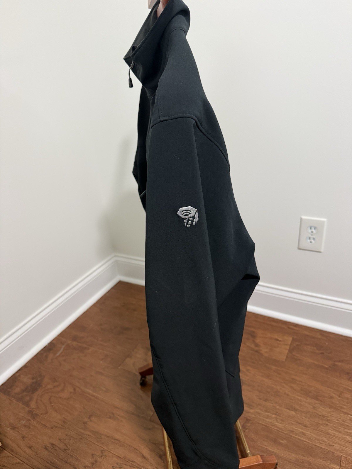Mountain Hardwear Mens Large Black Softshell Windbreaker Full Zip Jacket