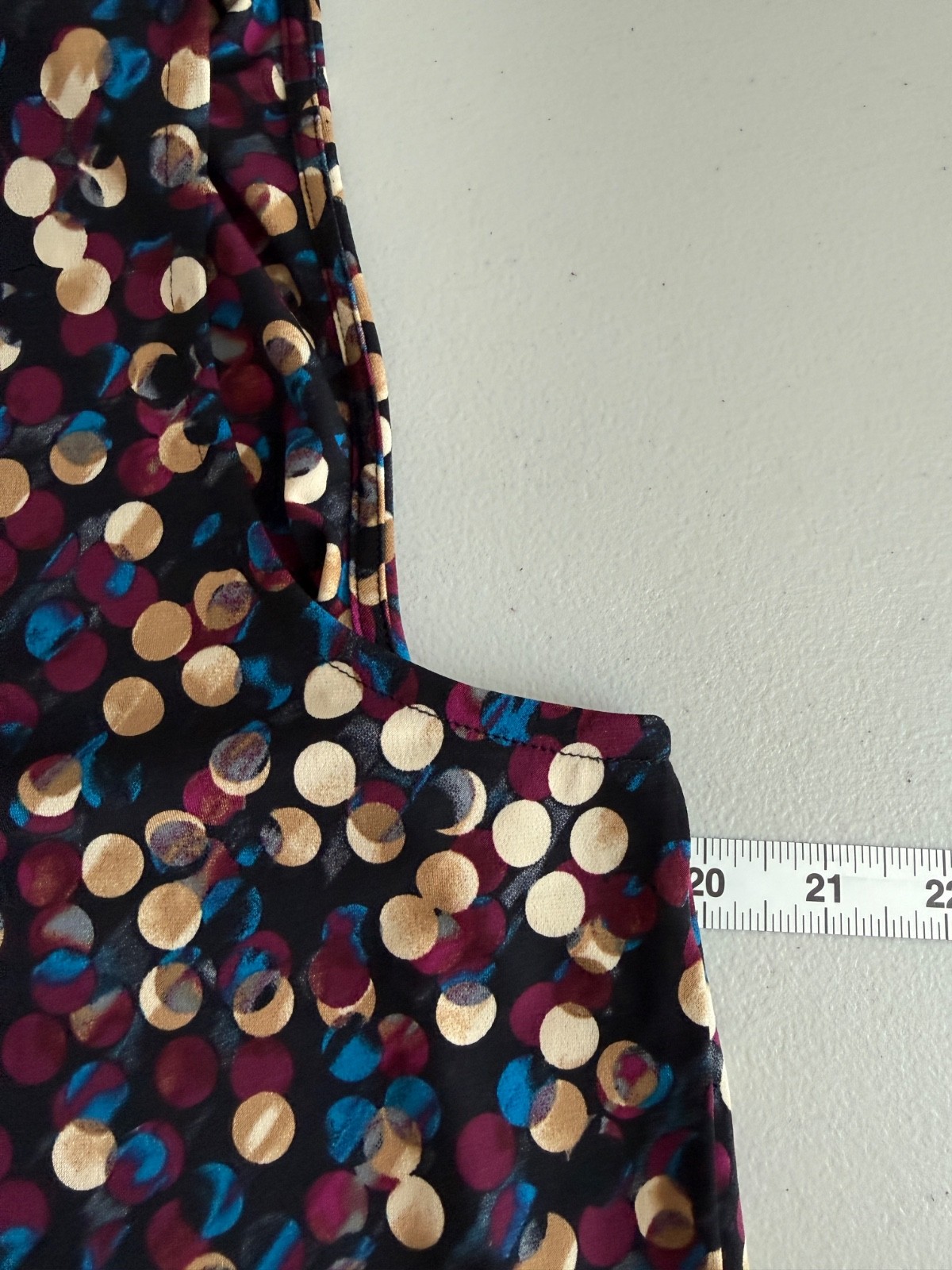 Anne Klein Polka Dot Pleat Colorful V-Neck Sleeveless Top Blouse Women’s M