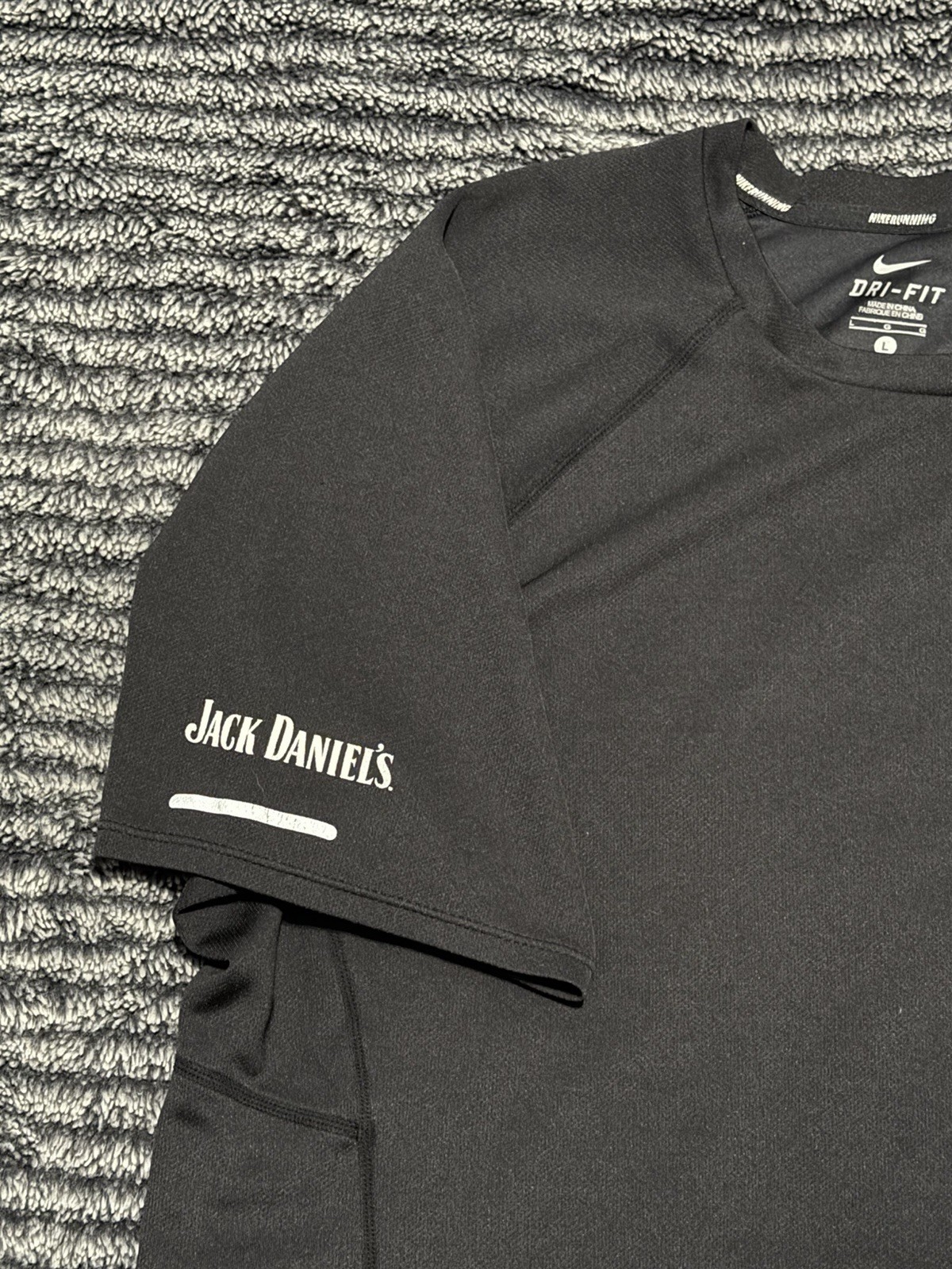 Nike Dri-FIT Men’s Black Short Sleeve Crew Neck Running Jack Daniel’s Logo L