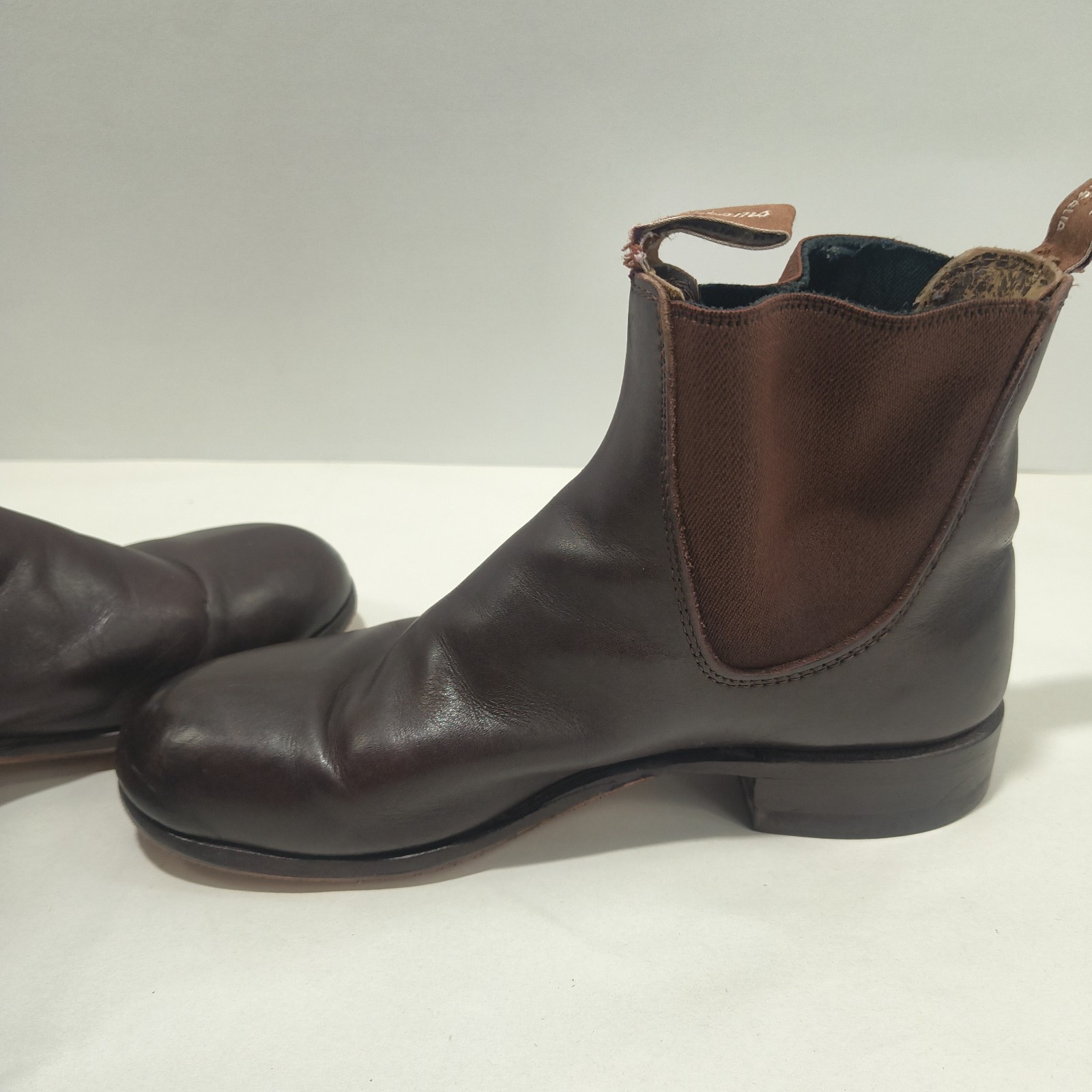 R.M. Williams Comfort Craftsman Boots – Brown Leather – Size 5 G WF