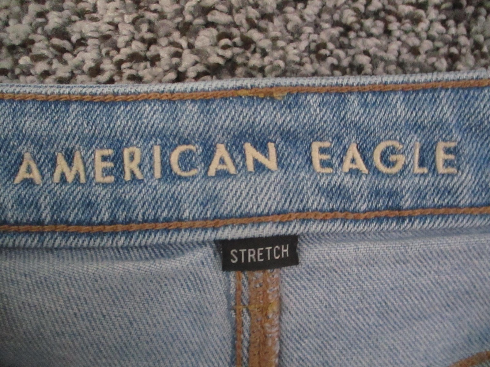 American Eagle Jeans Womens 8 Blue Mom Jean Distressed Ripped Stretch 29×28