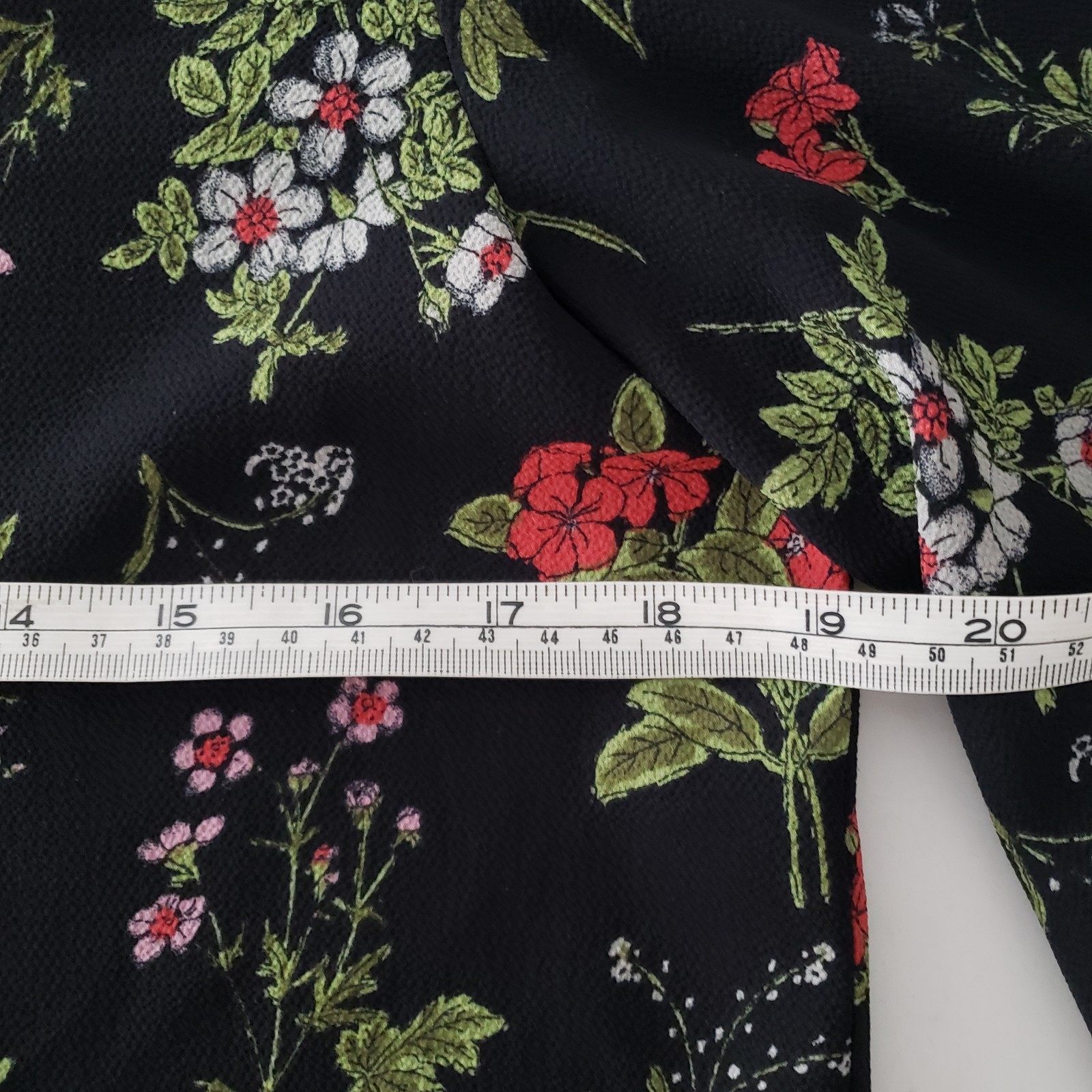 Nordstrom Leith Womens Size Medium Black Floral Blouse Top Long Sleeve Red Green