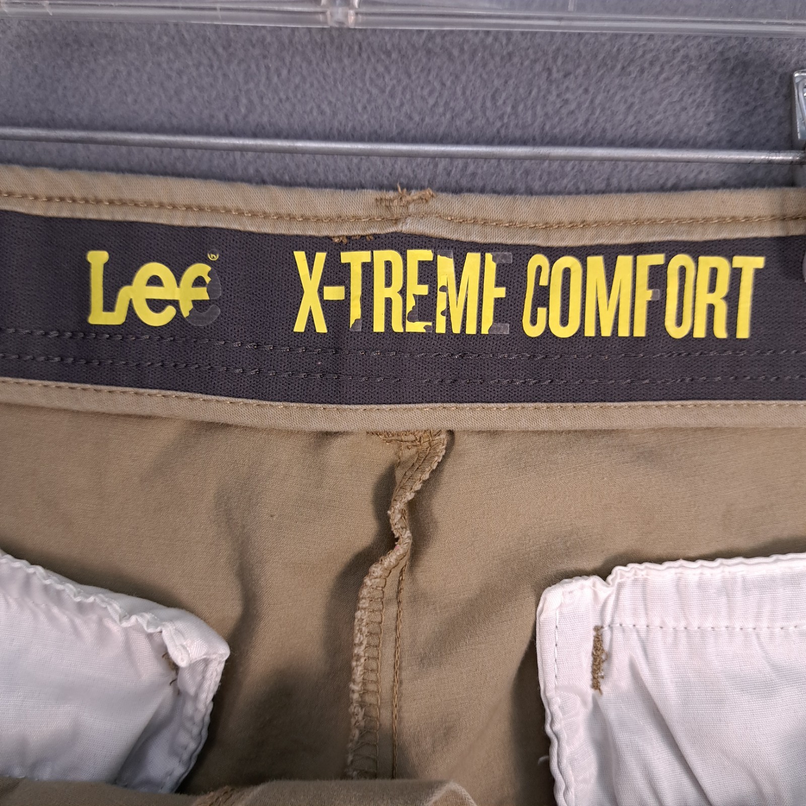 Lee Pants Mens 38×29 Beige Xtreme Comfort Chino Stretch Casual Workwear Outdoor