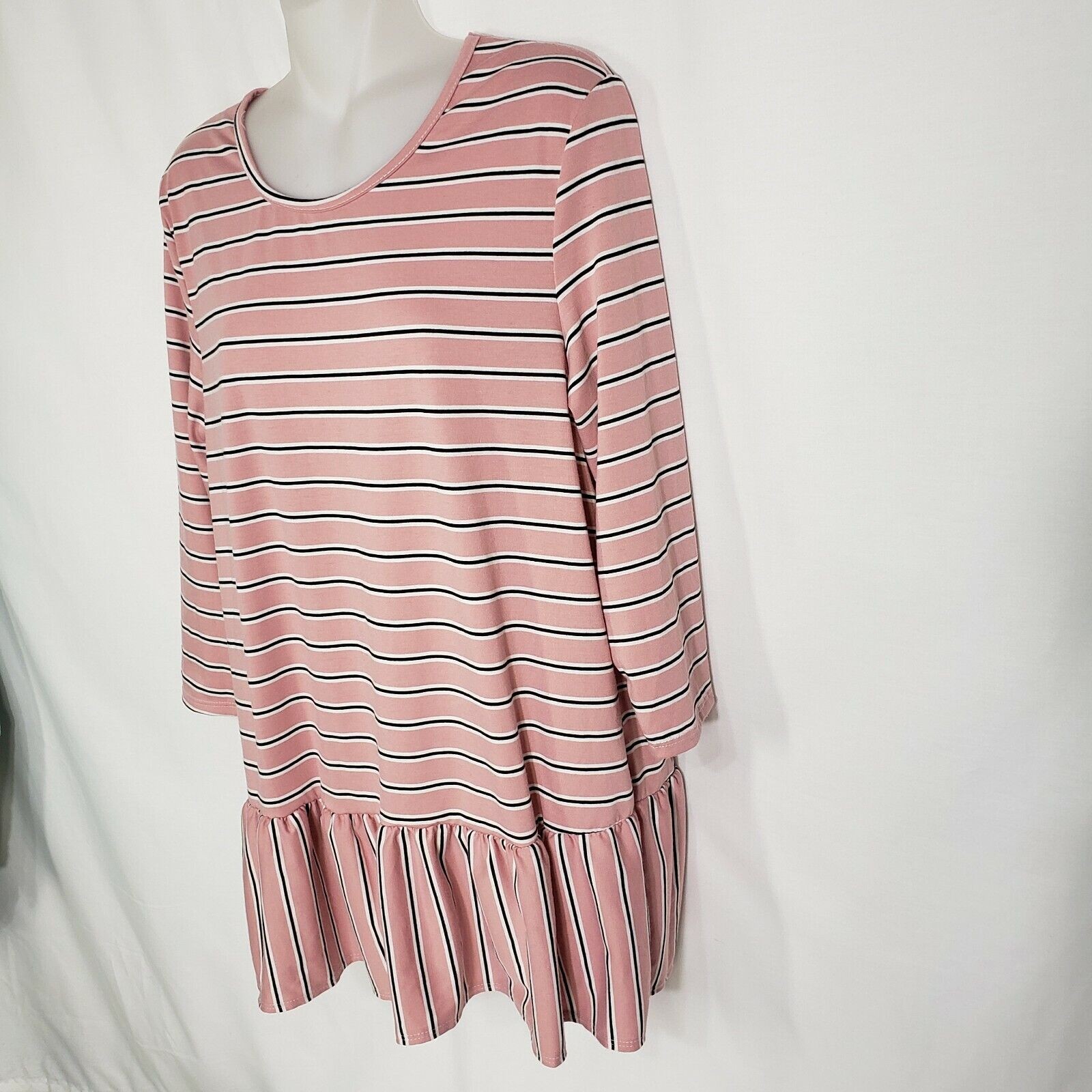 Lime N Chili Womens Top Large Tunic Peplum 3/4 Sleeve Striped Pink Stretch Crew