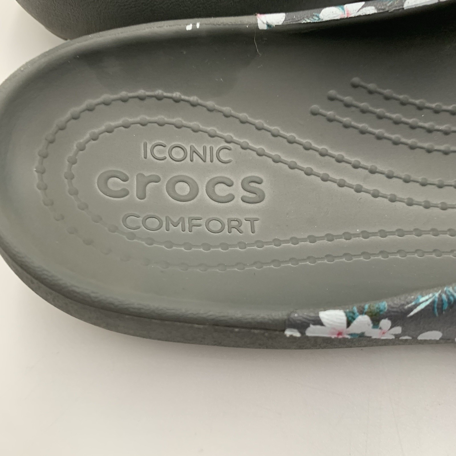 Crocs Womens Kadee ll Floral Thing Flip Flops Size 11