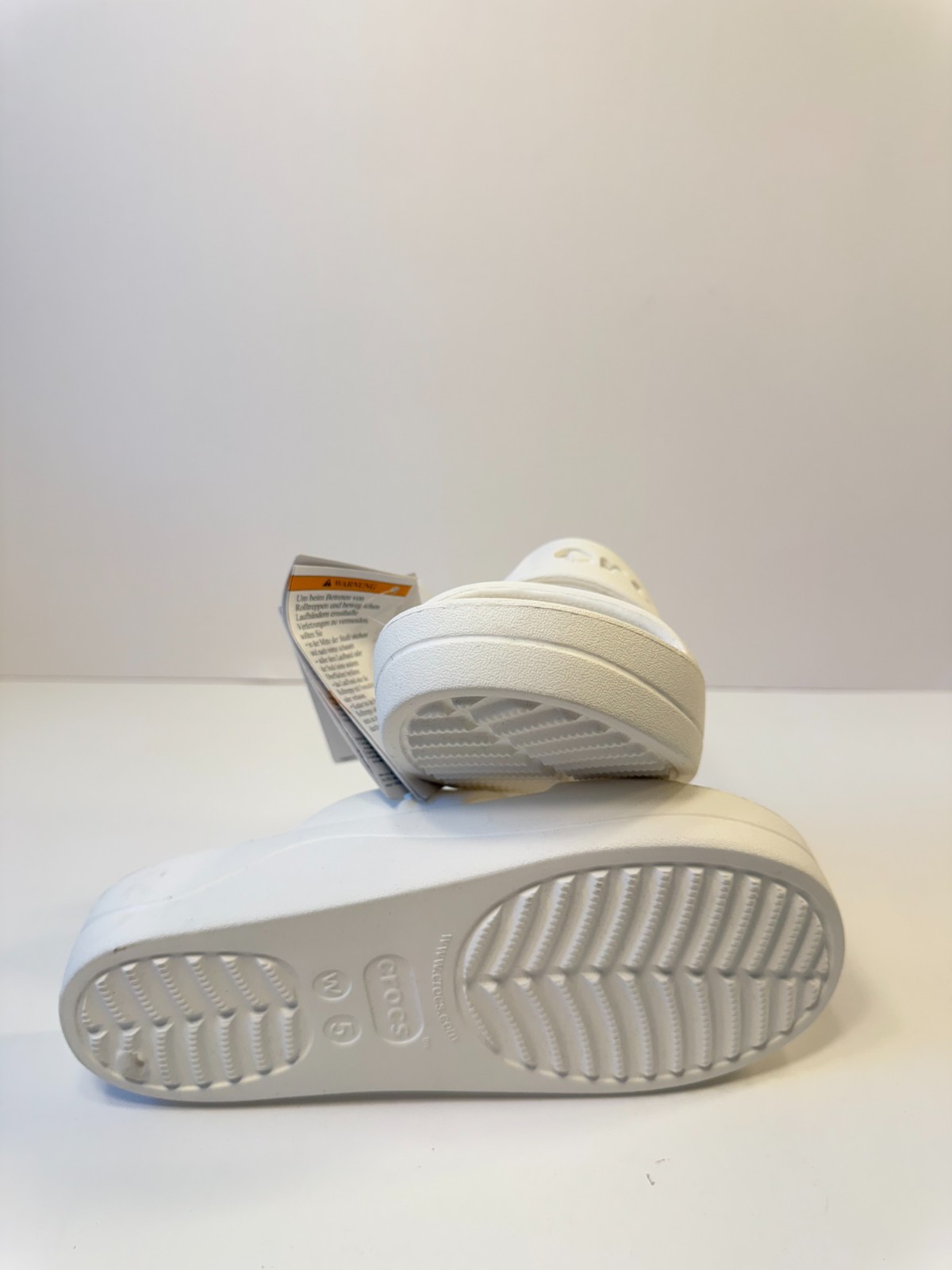 9.1 Crocs Womens Baya Platform Sandals White-US 4 Womens