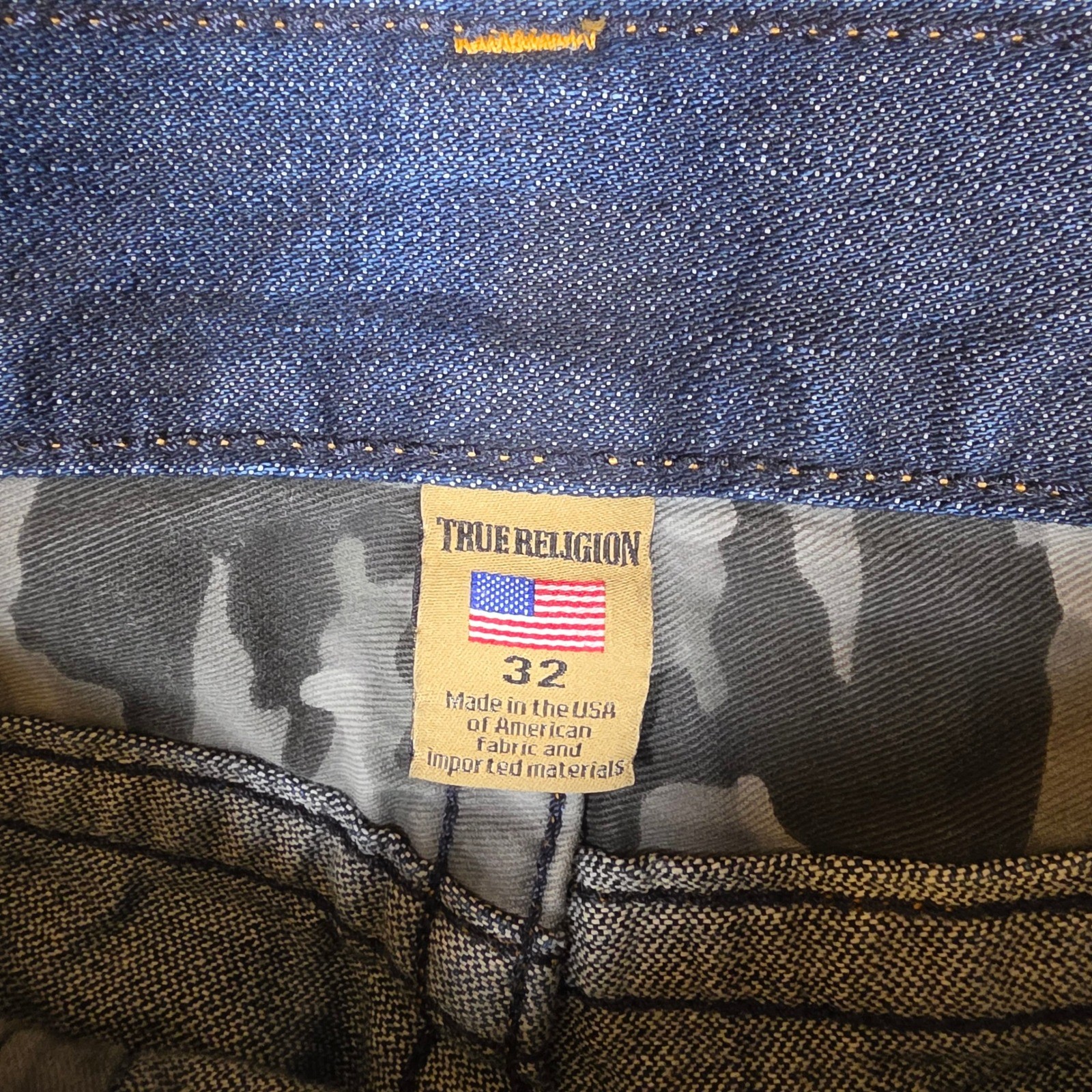 True Religion Geno Relaxed Slim Jeans Mens 32 Blue Excellent Made in USA Denim