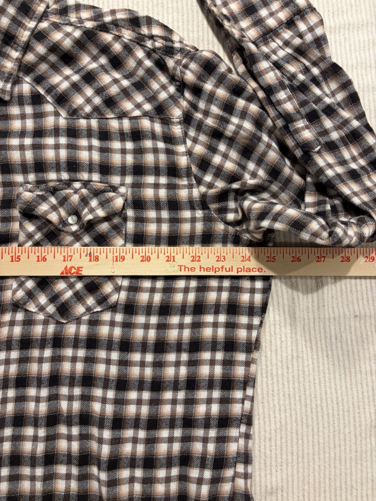 VTG Men’s XL Wrangler Flannel Plaid Shirt