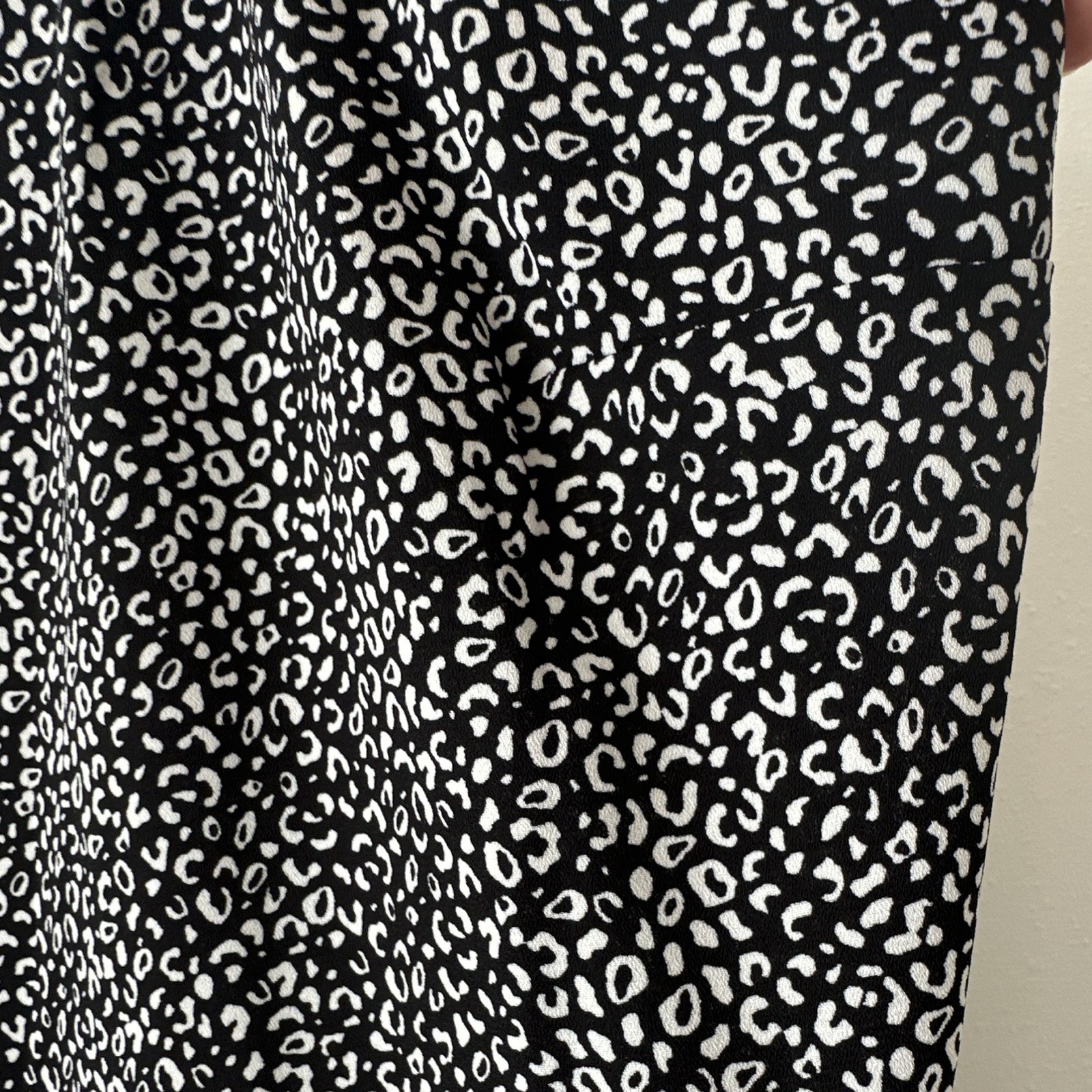 Nine West Camisole XXL Black White Animal Print V-Neck Spaghetti Strap Polyester