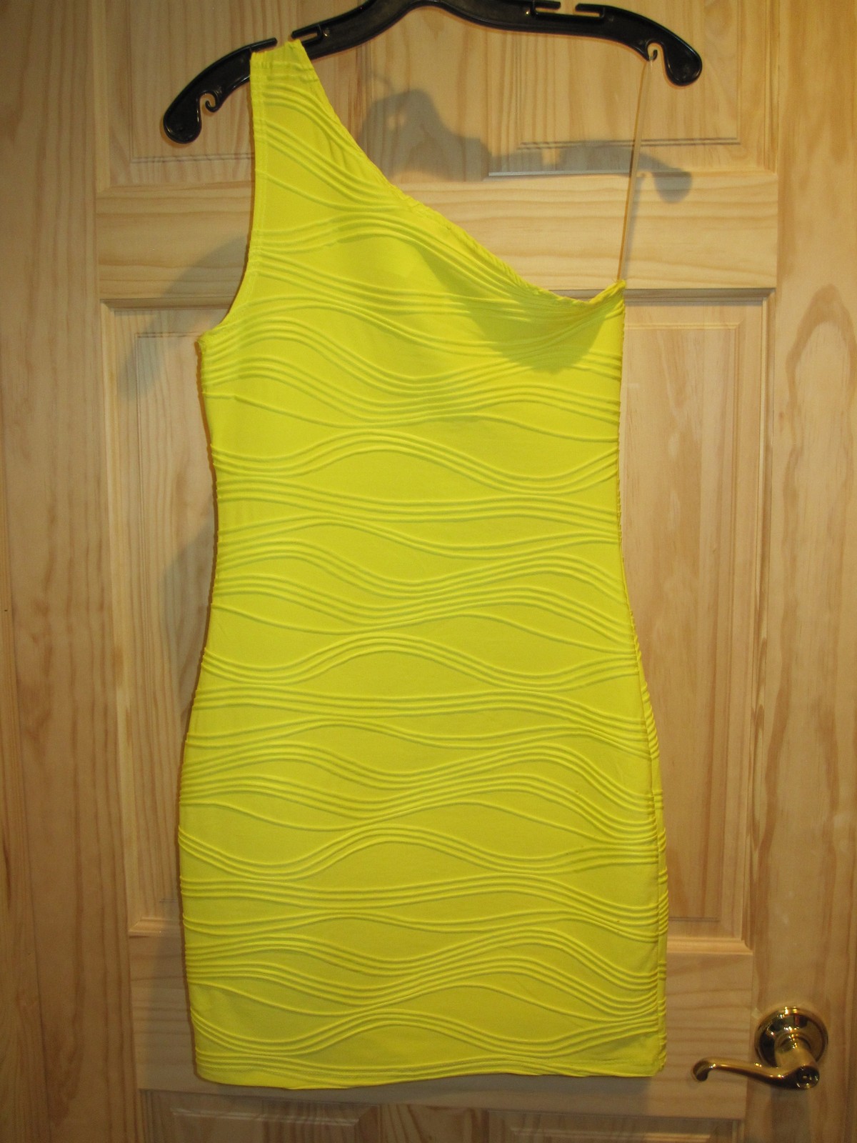 NEW Hot Gal Bright Yellow One Shoulder Short Mini Dress Medium Wavy Hourglass!!!