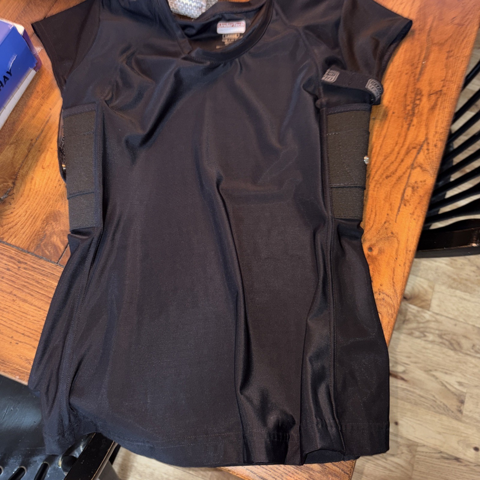 Undertech Undercover Conceal Carry Top Shirt Womens Large Black Stretch