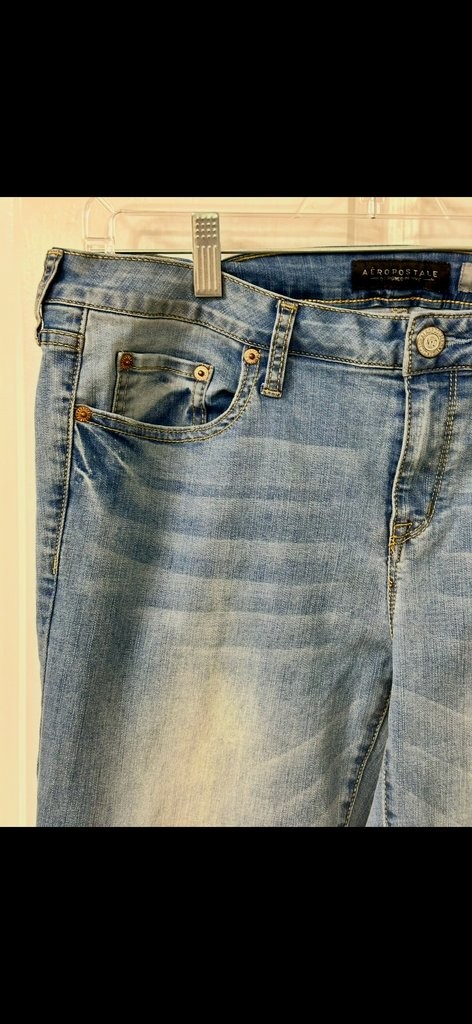 Aeropostale Light Wash Jegging Jeans