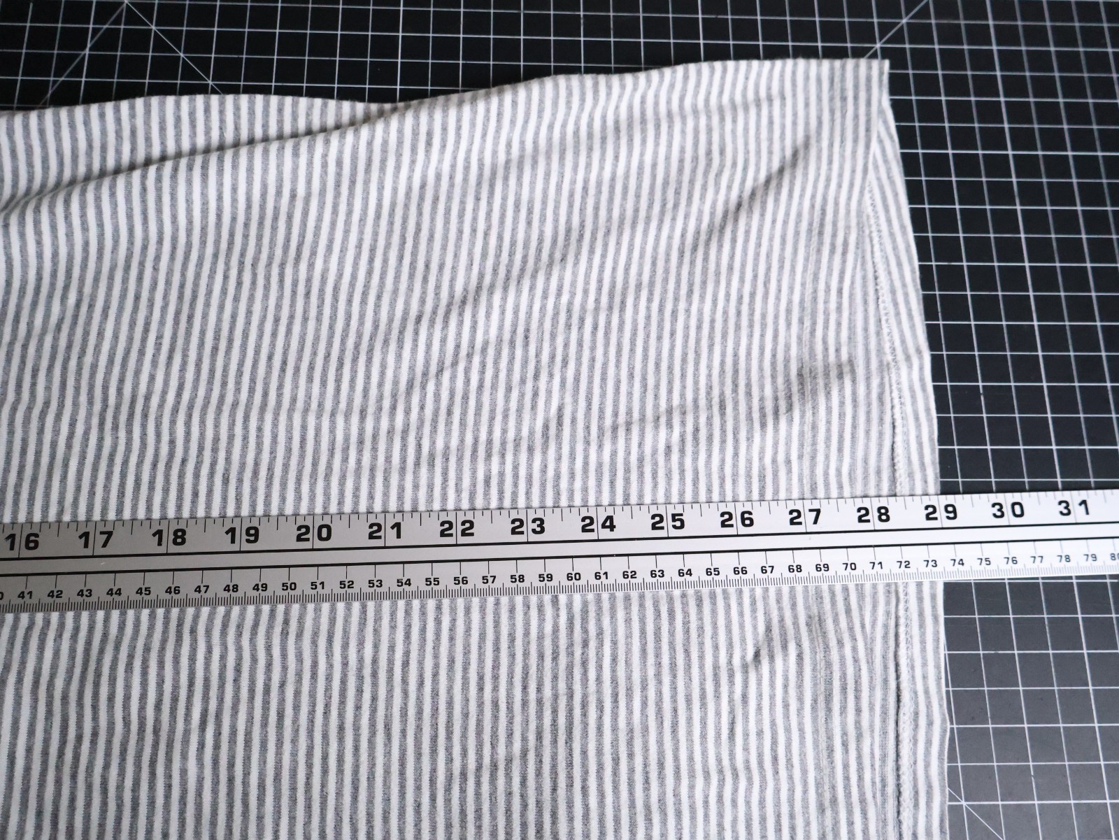 90s Ringer T-Shirt Men’s XL Gray Striped Single Stitch Hilton Head Island Surf