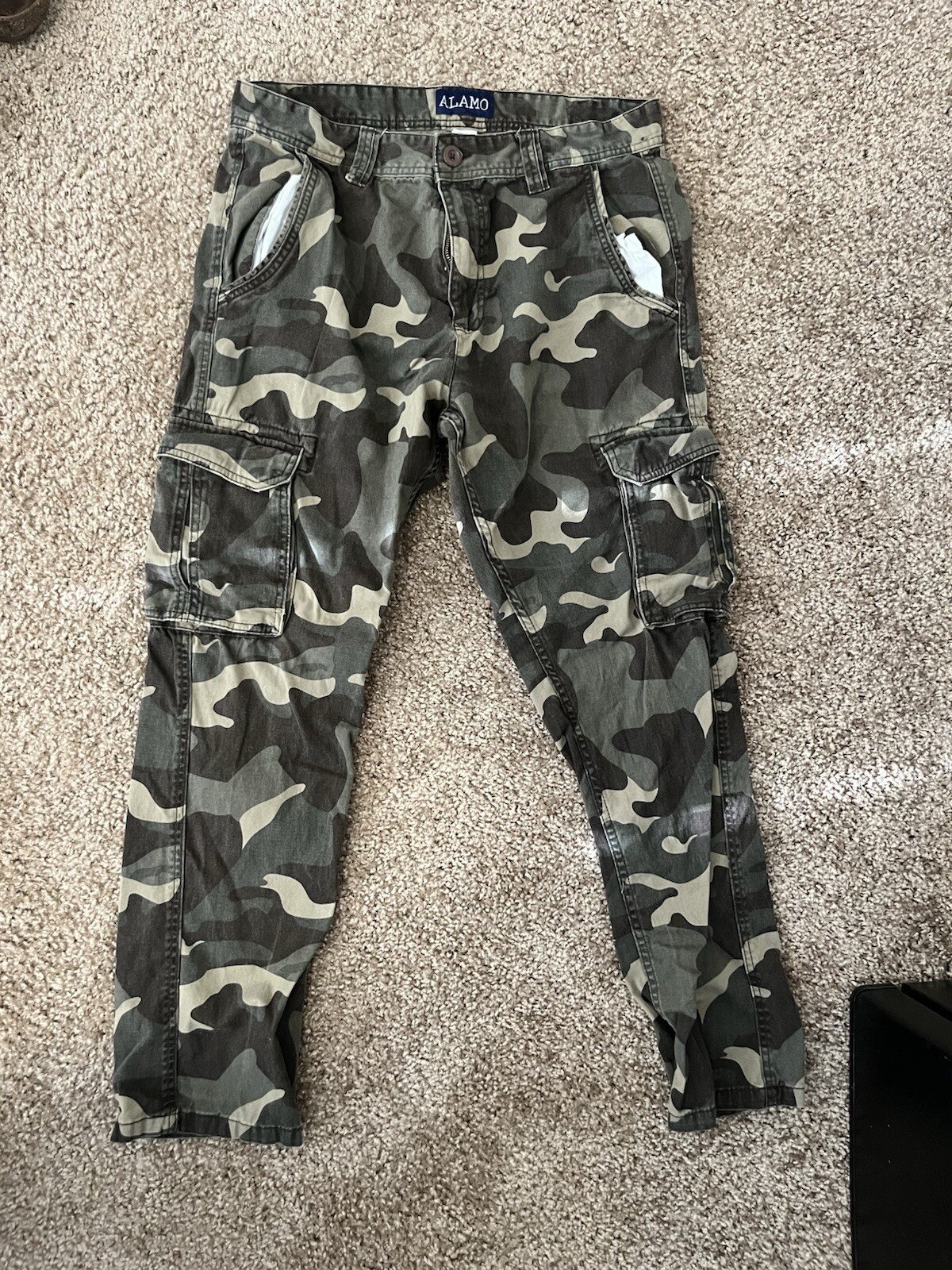 Alamo Brand Camo Cargo Pants (34 x 32)