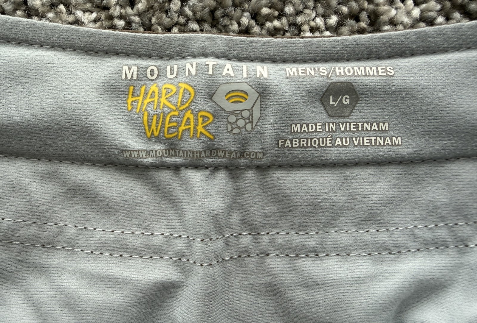 Mountain Hardwear Men’s Shorts Dark Khaki/Taupe Hiking Outdoor – Size Large