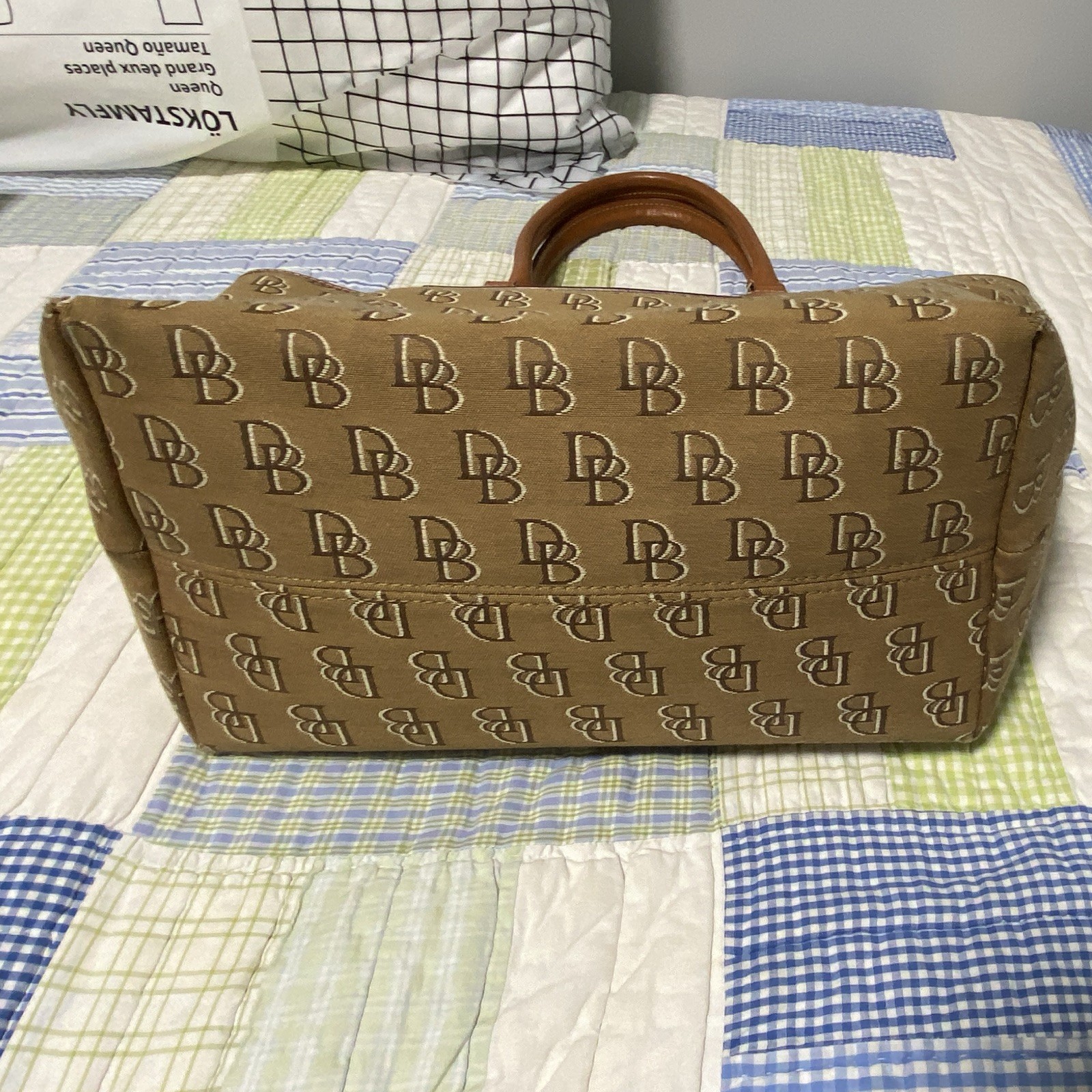 Dooney & Bourke Tan Brown Monogram Tote Bag Double Handles Zip Lined Pockets