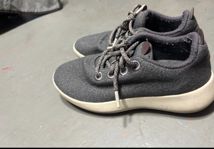 Allbirds Womens Blue Running Shoes Size 8