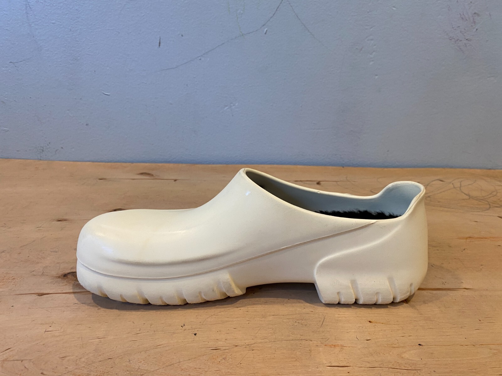Men’s Birkenstock 640 PU clog , White Polyurethane / Synthetic , Sz 43 / US 10