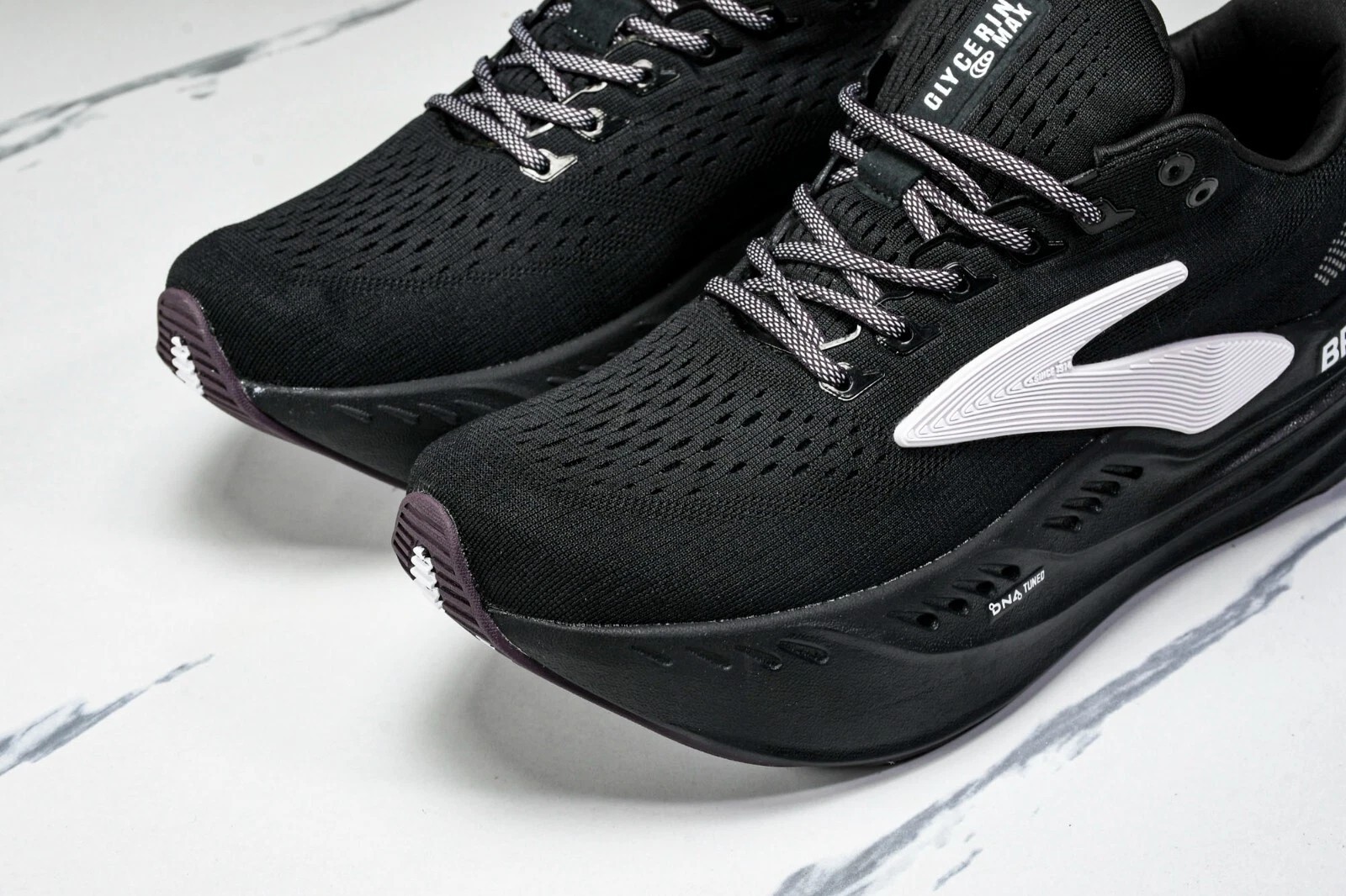Brooks Glycerin Max Black Men size 8.5