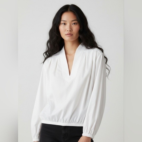 NWOT Banana Republic White Blouse Size XS